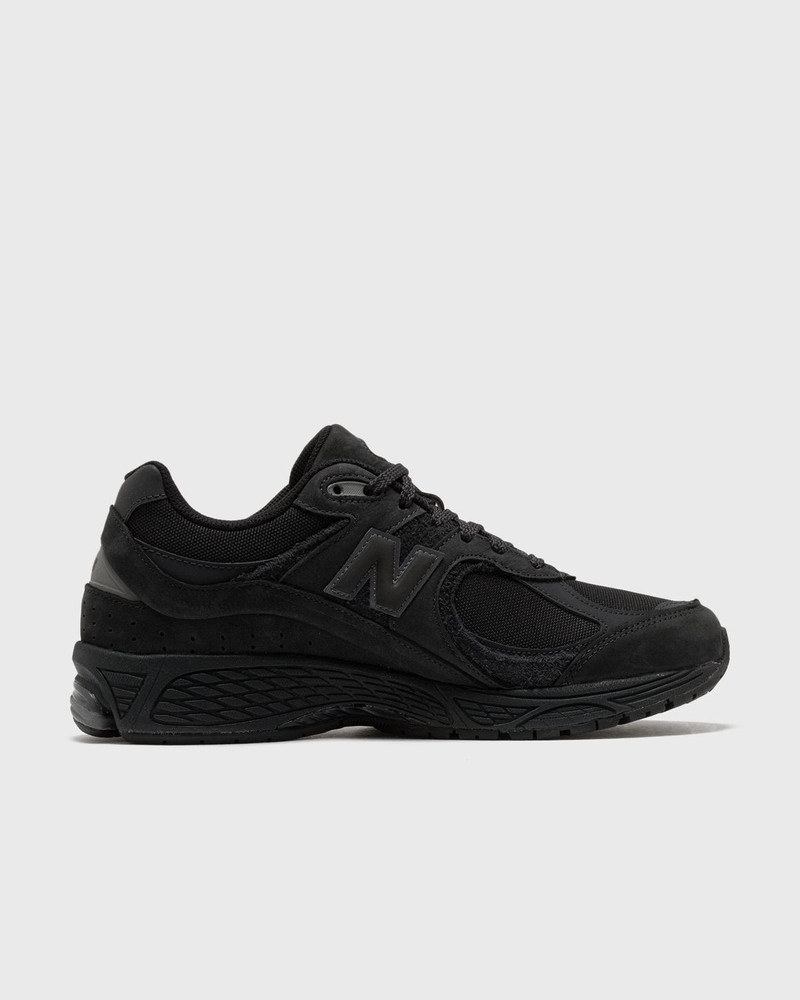 New Balance 2002R outlook
