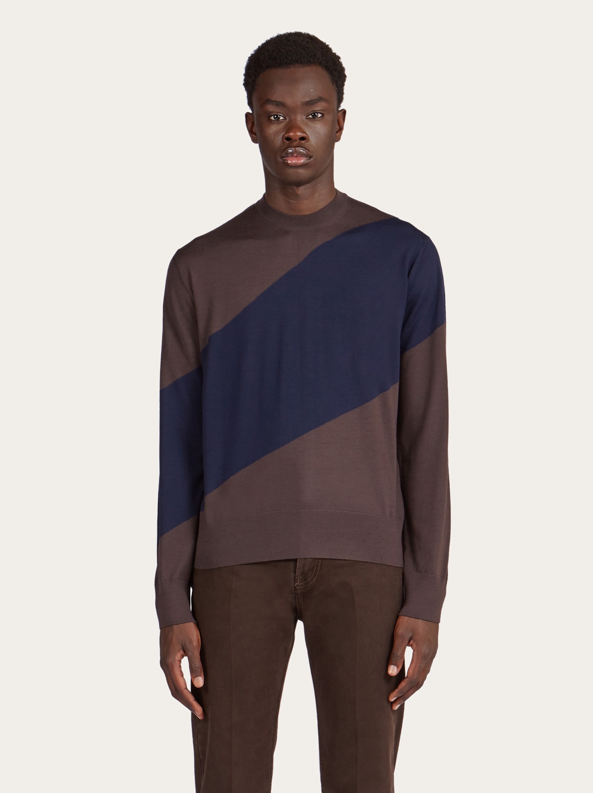 Crew neck dual tone sweater - 2