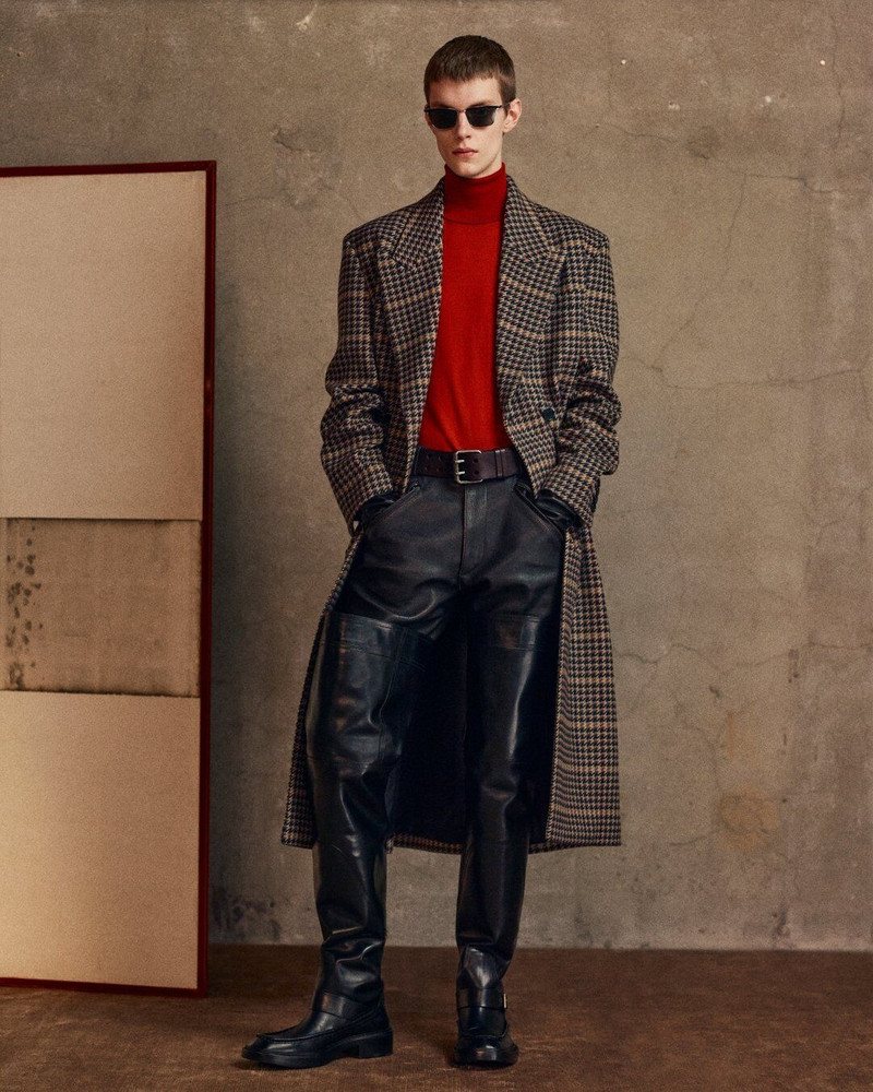 SAINT LAURENT TURTLENECK IN WOOL outlook