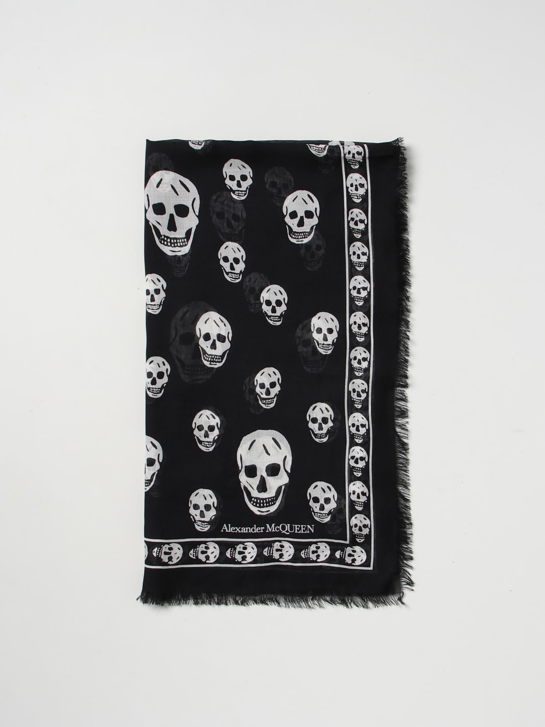 Skull Alexander McQueen scarf in silk blend - 1
