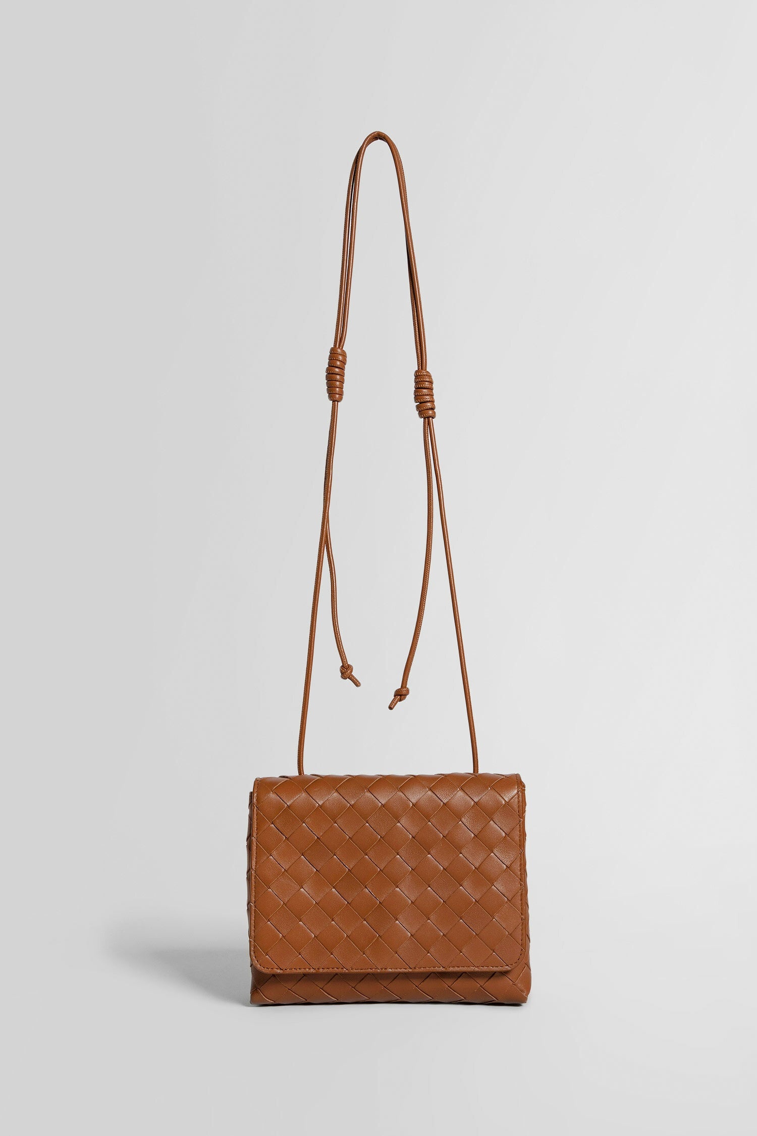 BOTTEGA VENETA WOMAN BROWN SHOULDER BAGS - 1