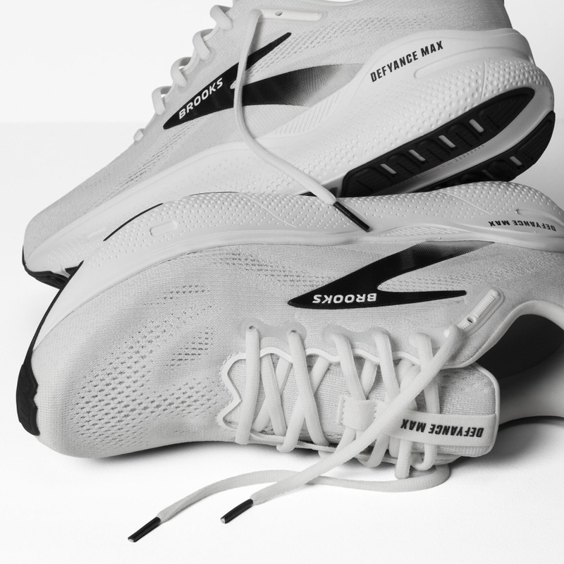 BROOKS Defyance Max outlook