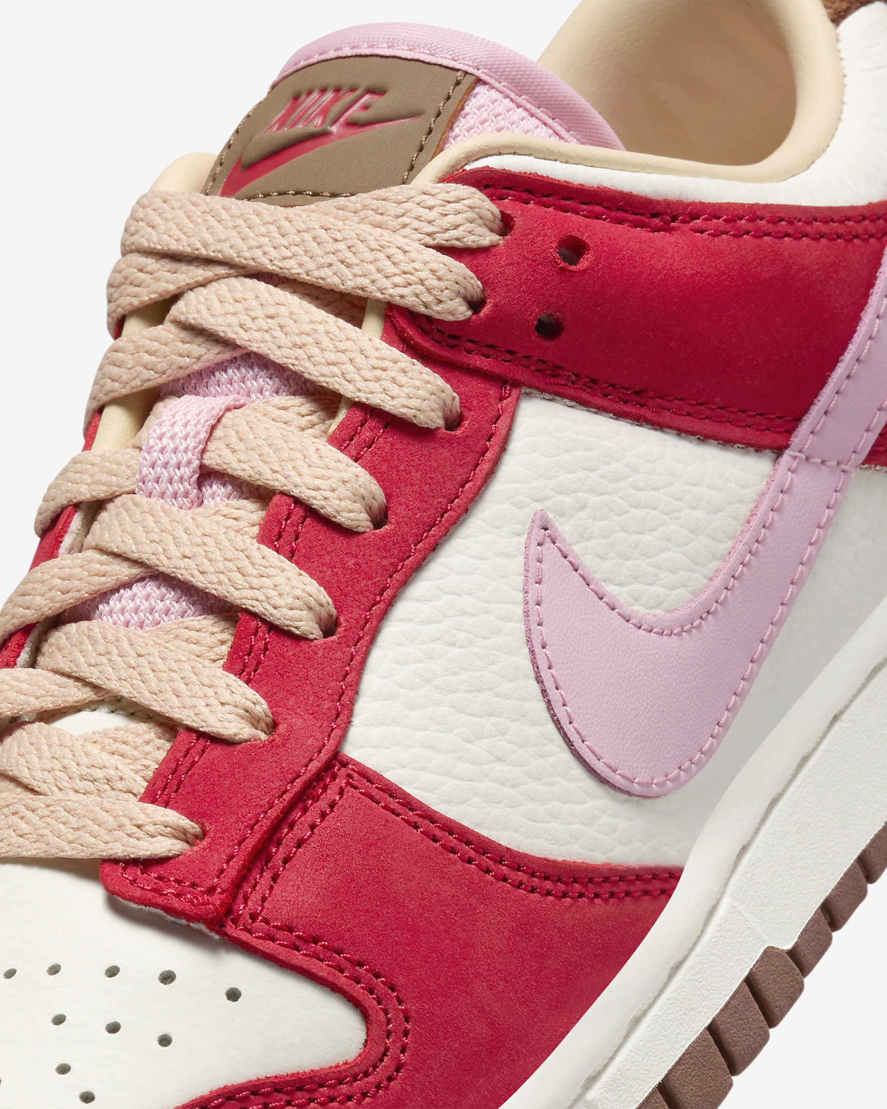 Nike Women's Dunk Low Premium Shoes - 7