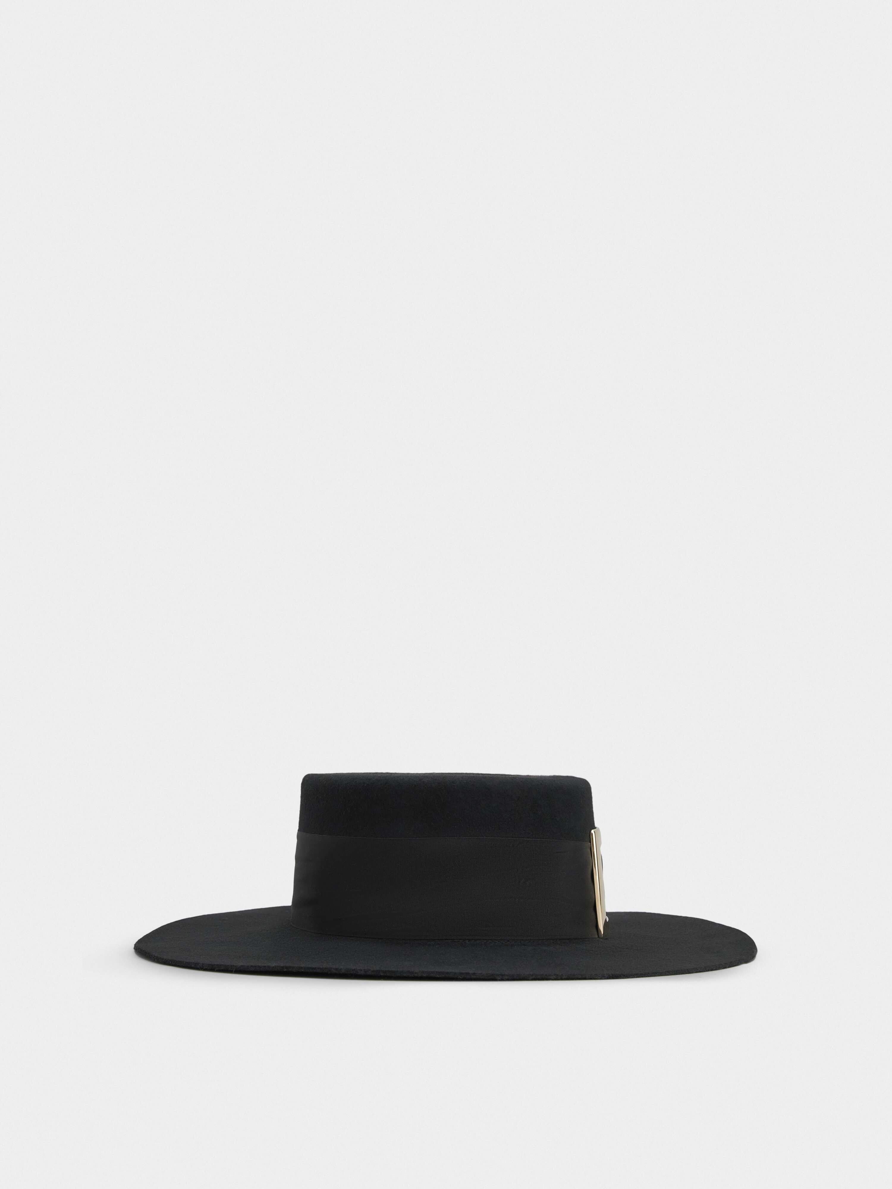 Très Vivier Metal Buckle Hat in Felt - 5