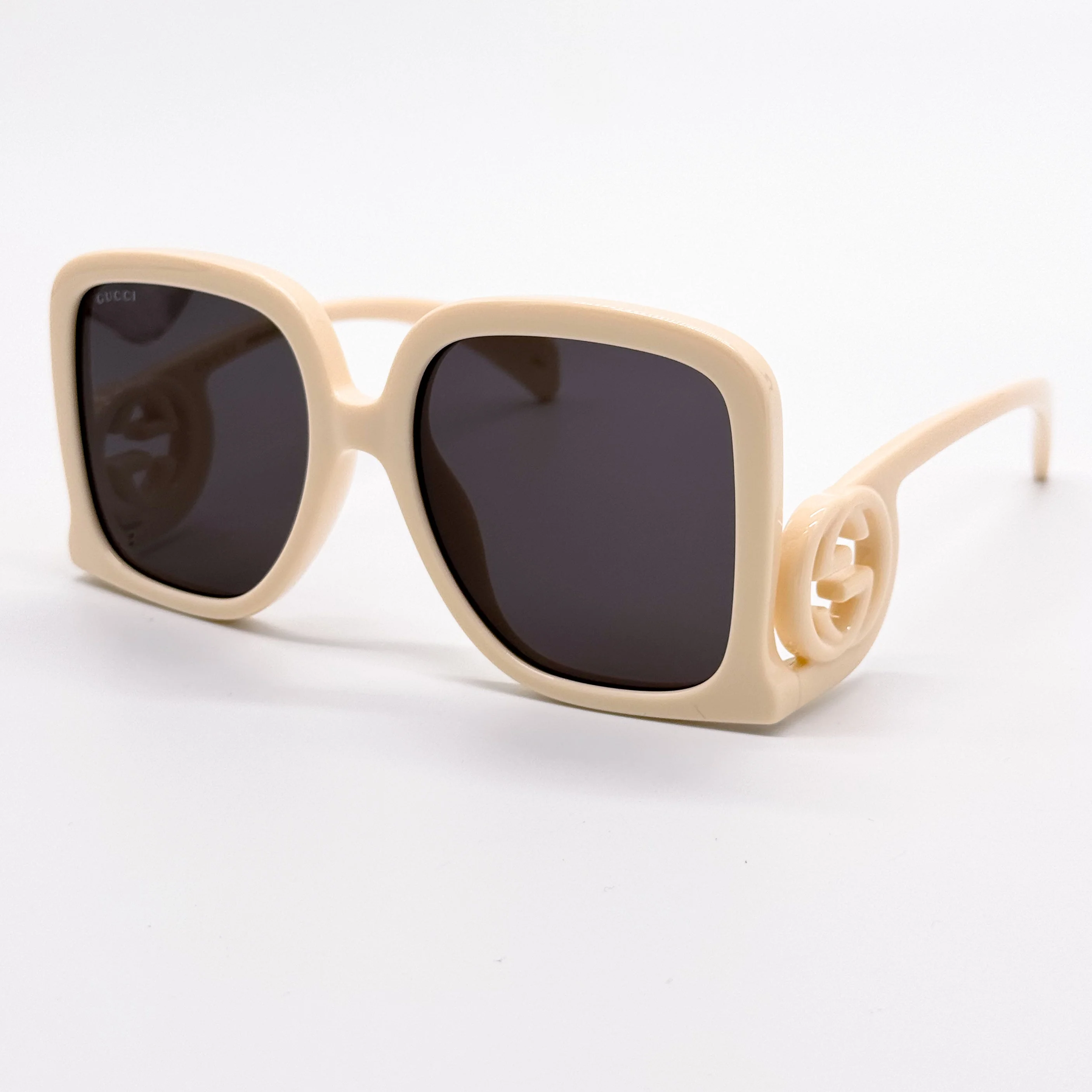 GUCCI GG1326S 009 - 1