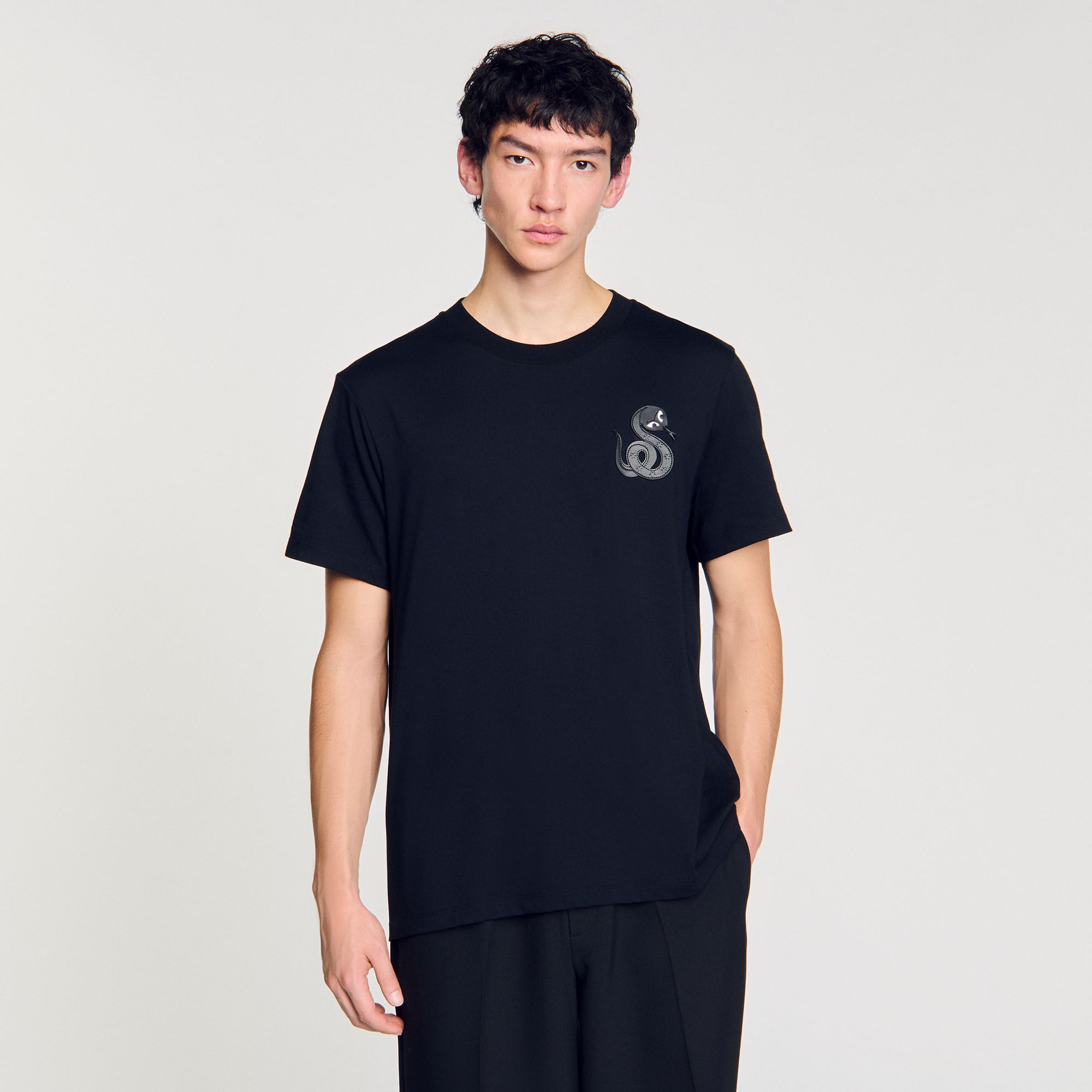 T-SHIRT WITH SNAKE DETAIL - 4