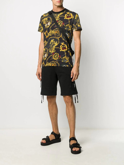 VERSACE JEANS COUTURE chain crest print T-shirt outlook