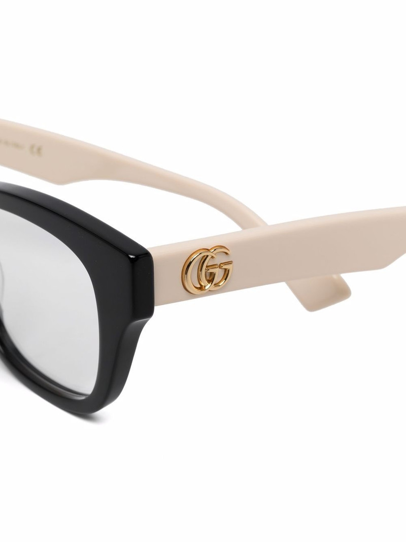 cat-eye glasses 3