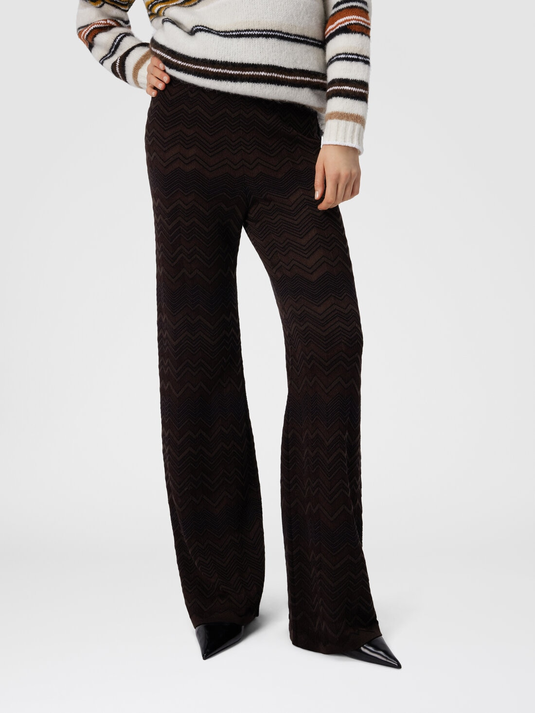 Straight Long Pants in Chevron Pattern - 4