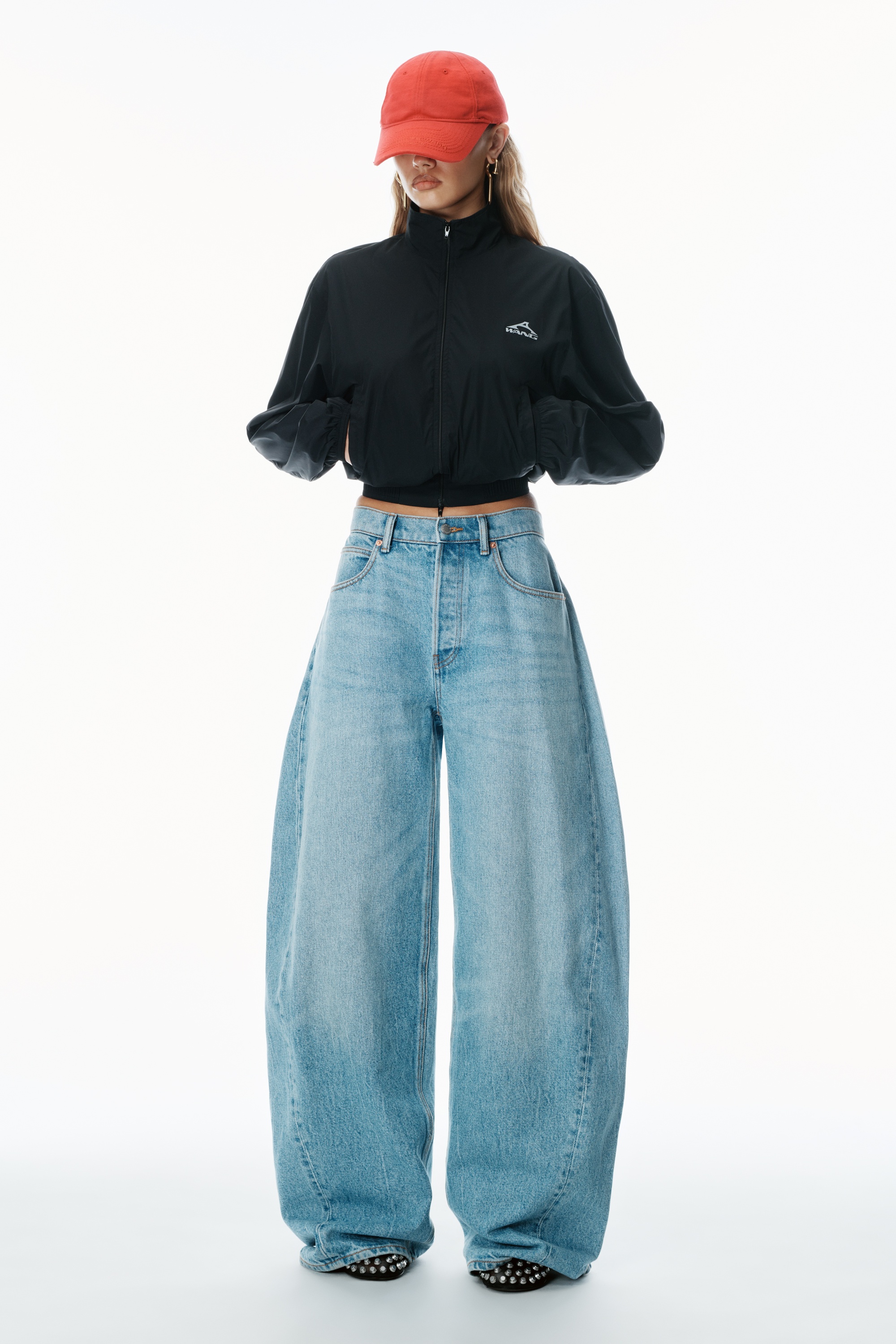 Oversized Rounded Mid-Rise Jeans - 2
