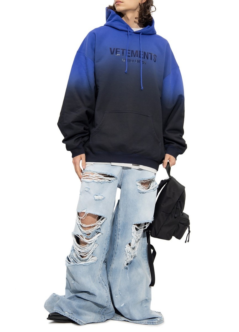 Logo hoodie 5