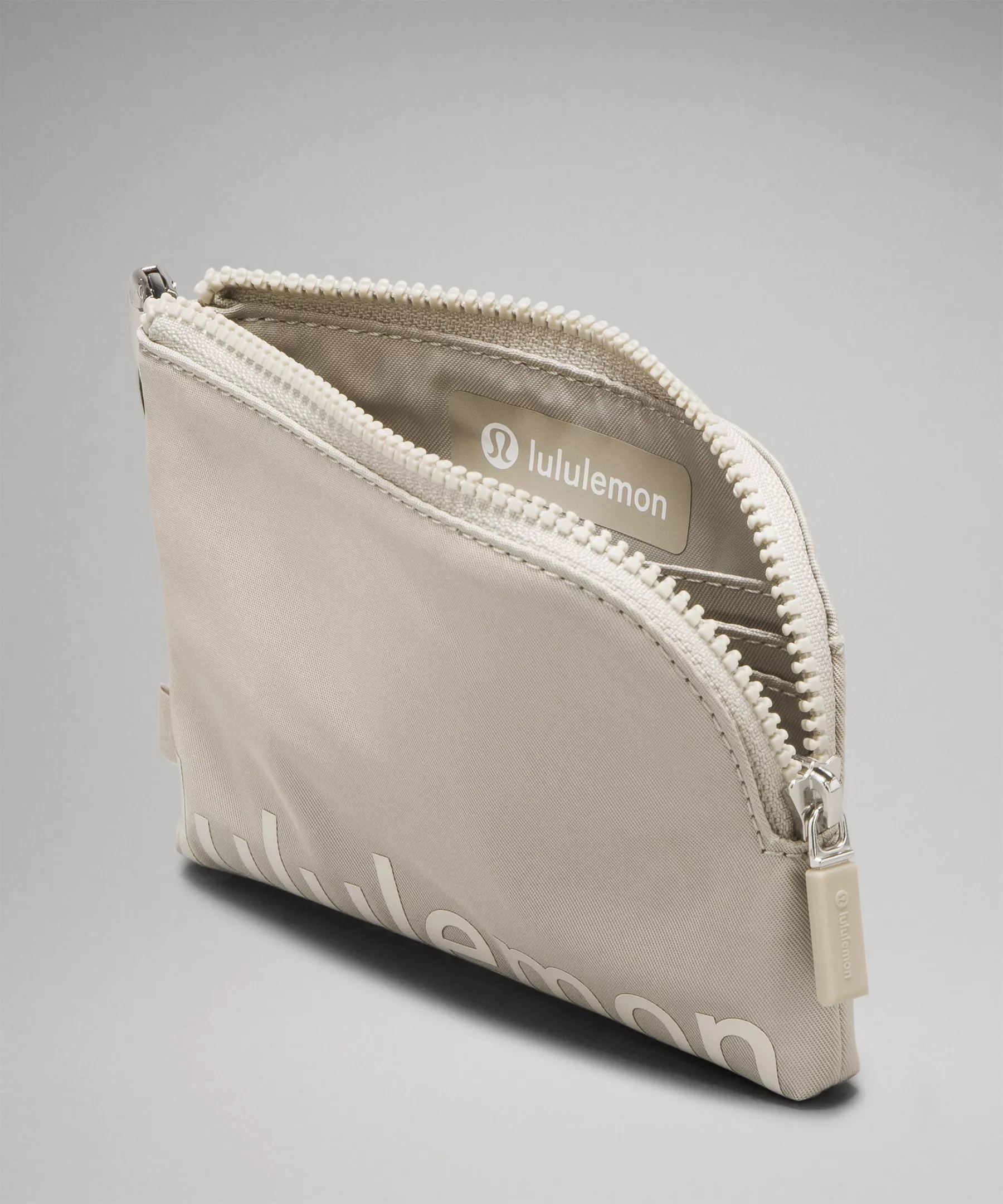Clippable Card Pouch - 4