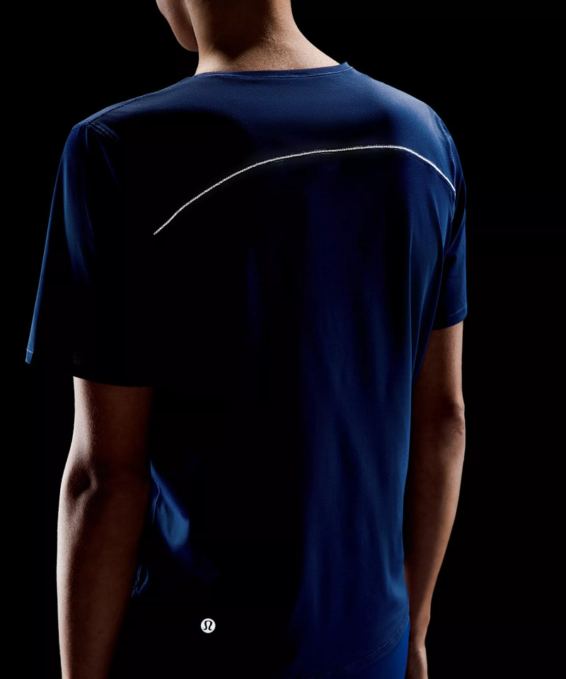 Lightweight Running Short-Sleeve Shirt 7