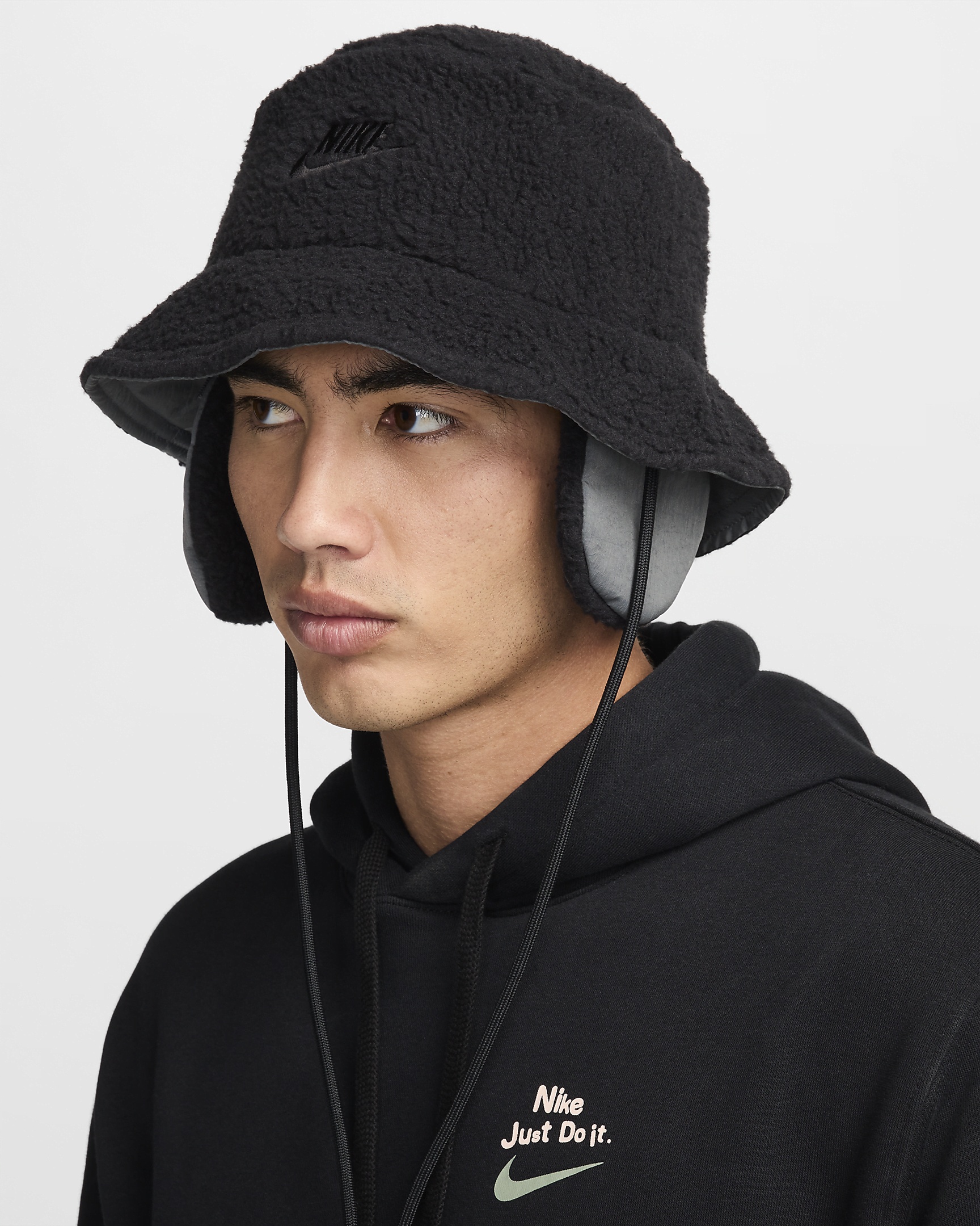 Nike Apex Winterized Bucket Hat - 1