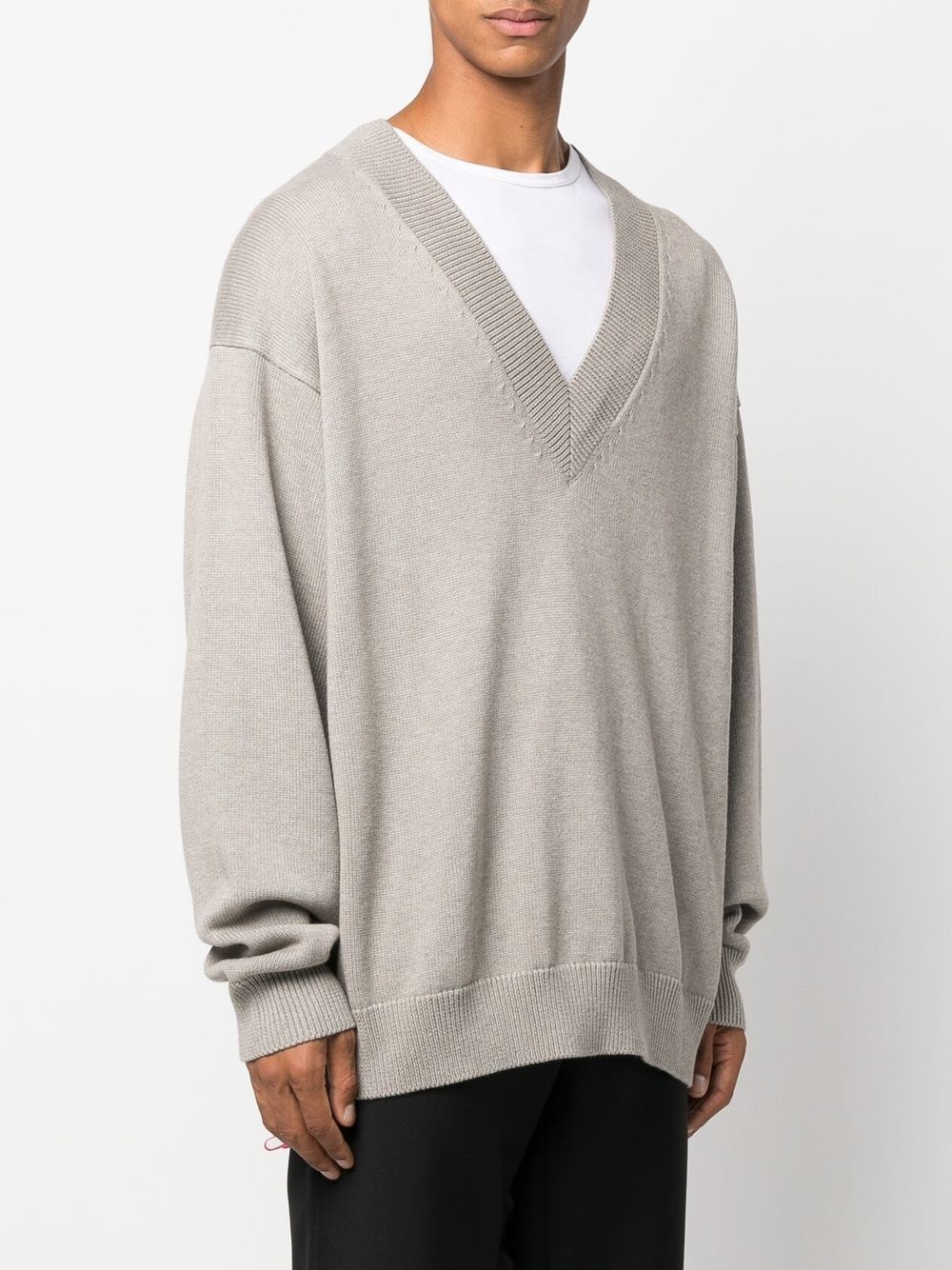 V-neck knitted jumper - 3