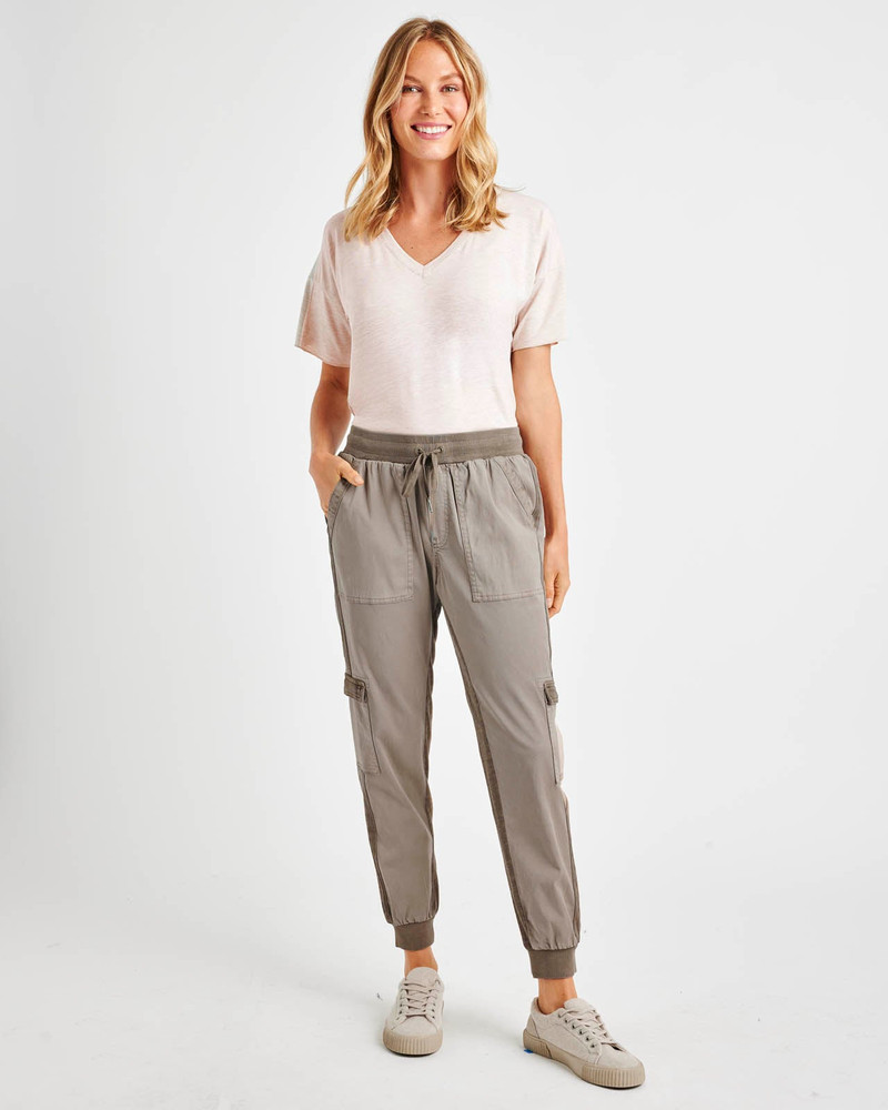 Splendid Jaclyn Jogger outlook