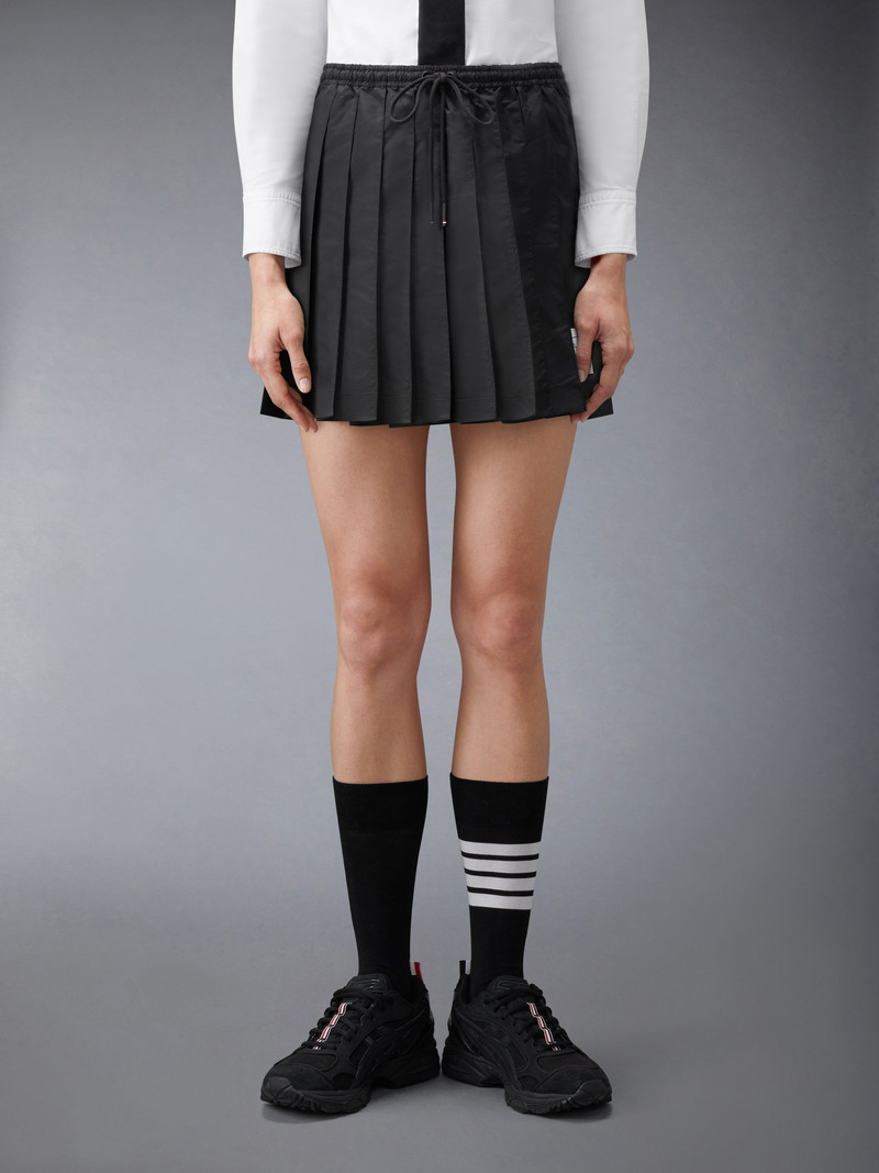 Thom Browne RIPSTOP PLEATED MINI SKIRT outlook