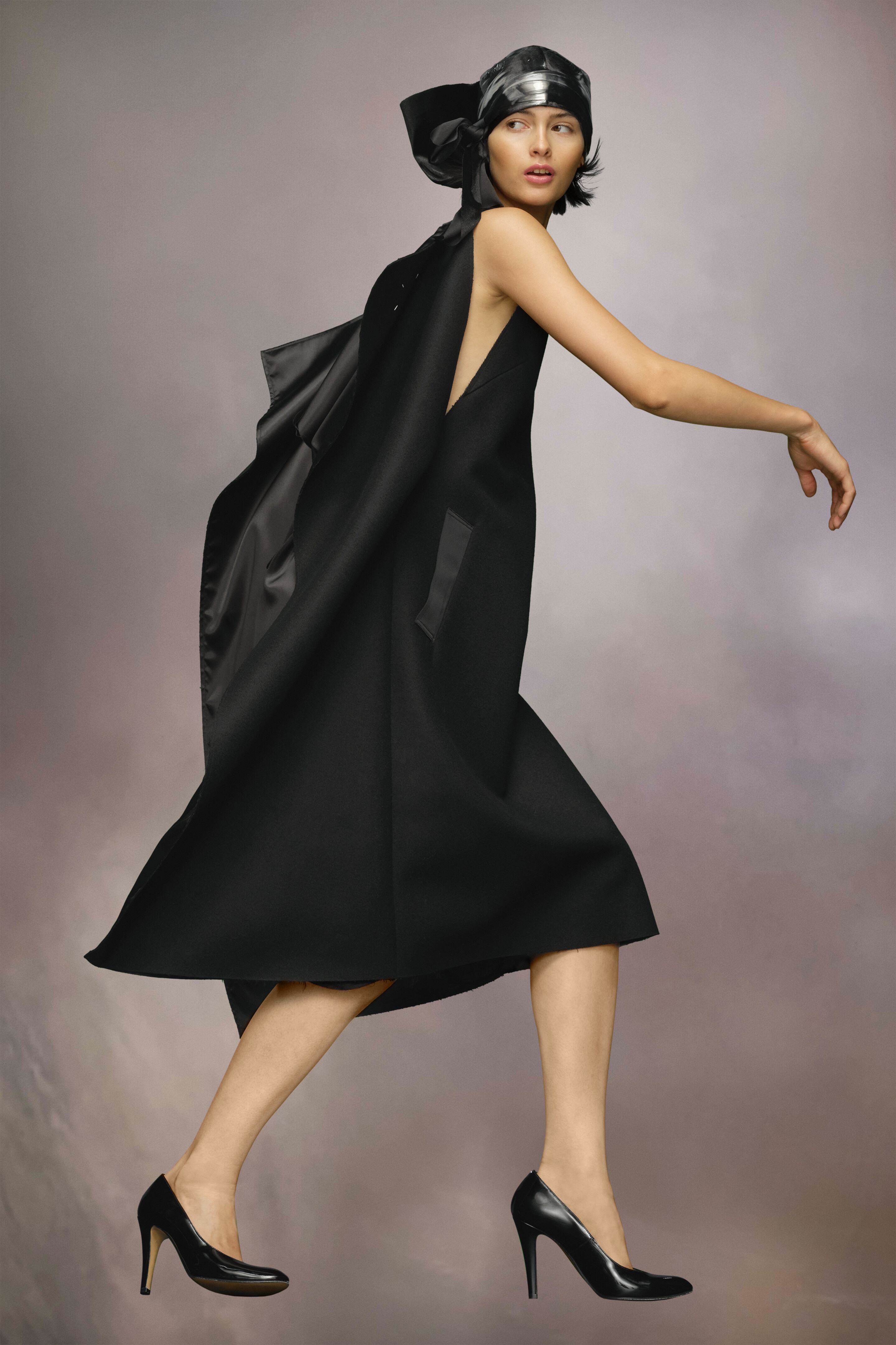 ワンピースその他 Maison Margiela Black Decortique dress with floral detail Maison Margiela: Women's Décortiqué Shirt Dress (Black