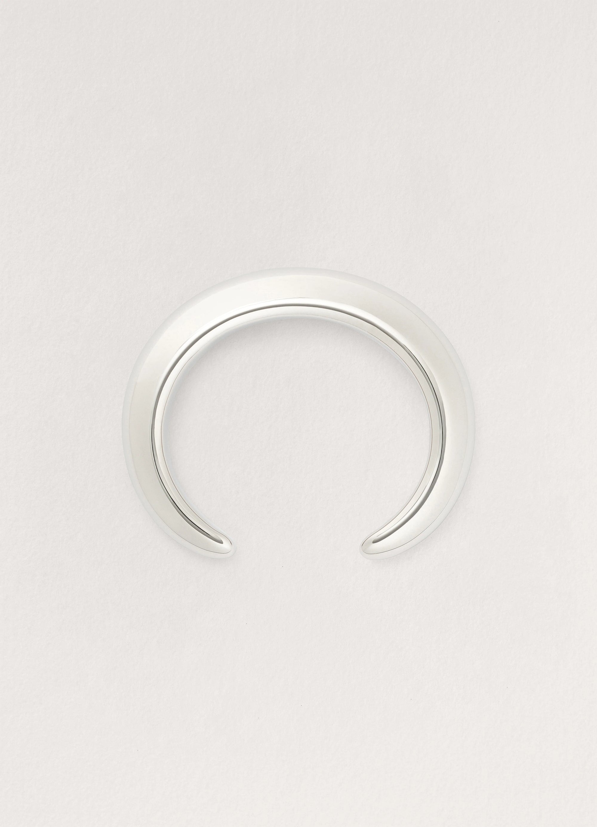 DROP CUFF BRACELET
BRONZE - 1