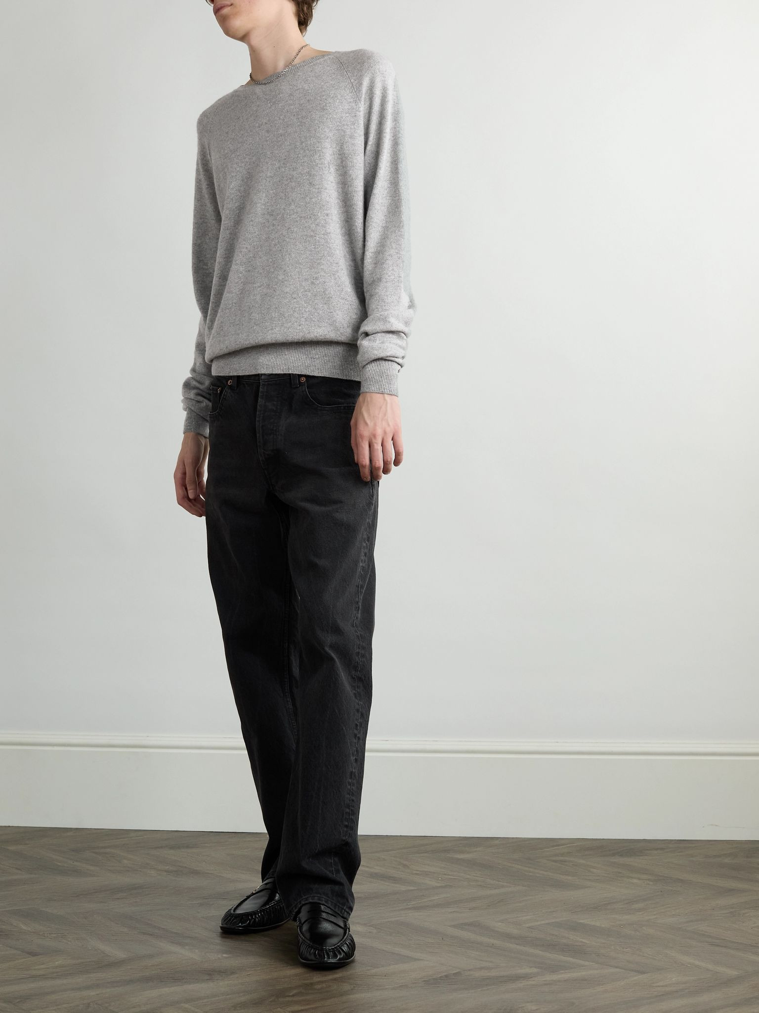 Logo-Embroidered Cashmere Sweater Gray - 2