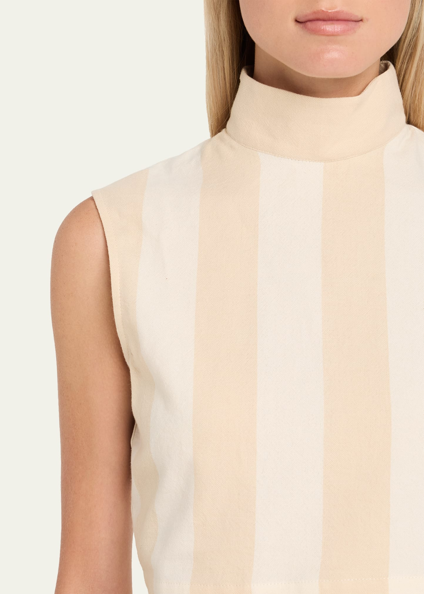 The Cropped Turtleneck Top - 5