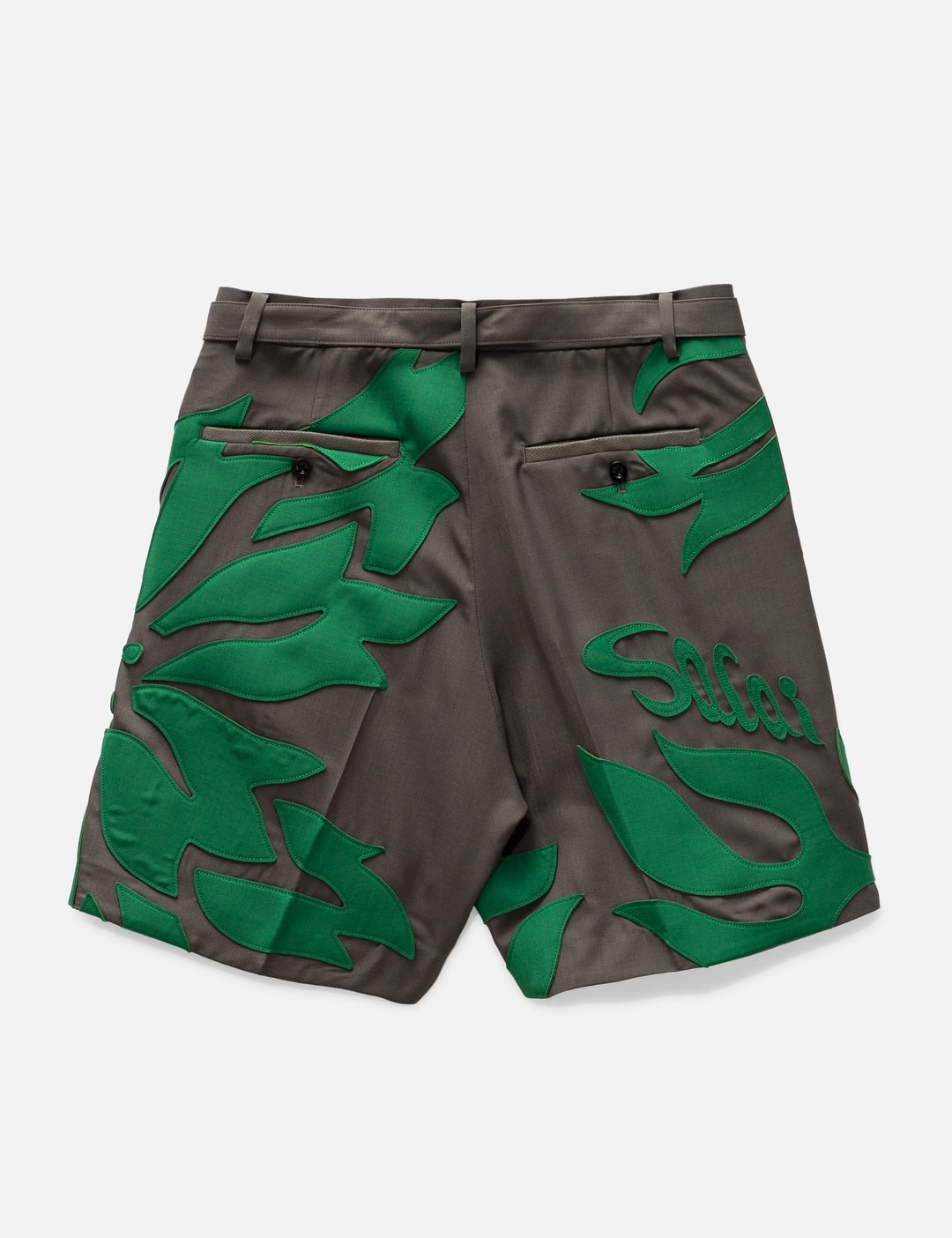 sacai FLORAL EMBROIDERED PATCH SUITING SHORTS | hbx | REVERSIBLE