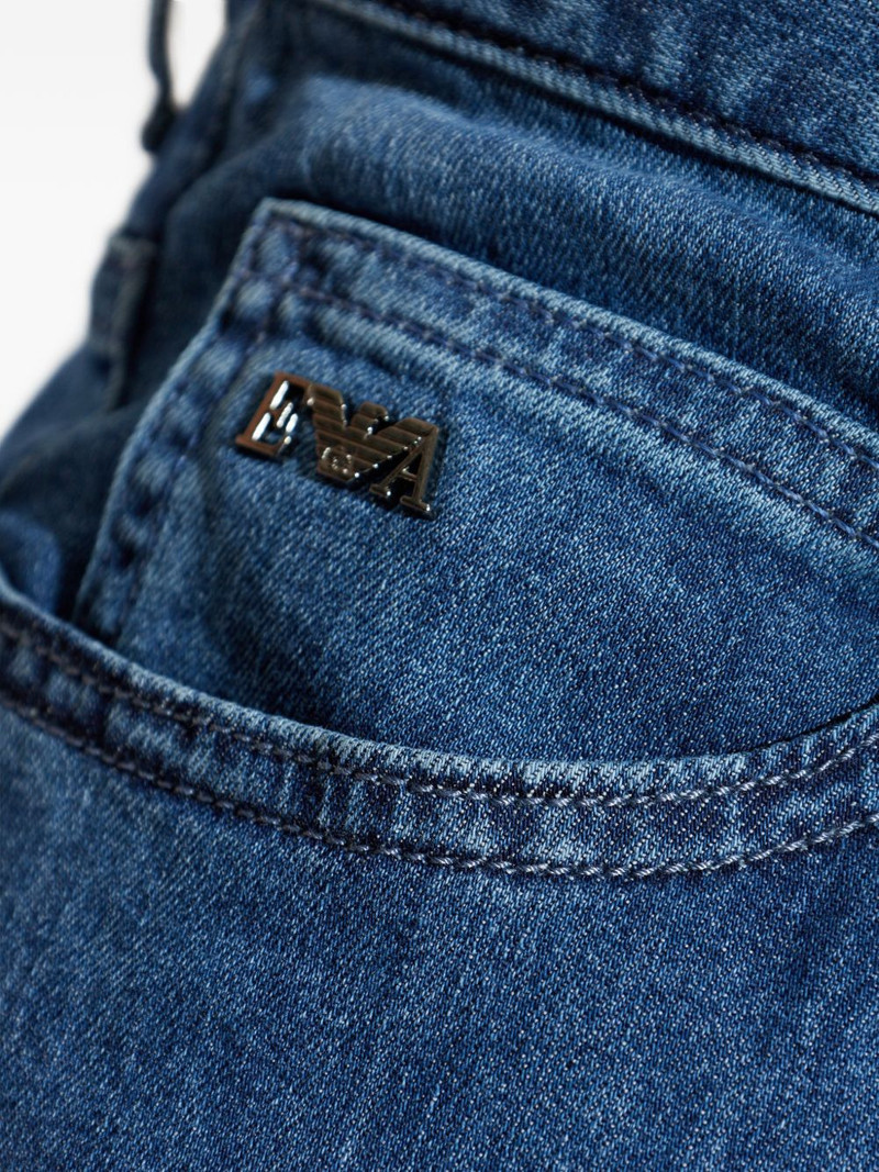 logo plaque jeans 5