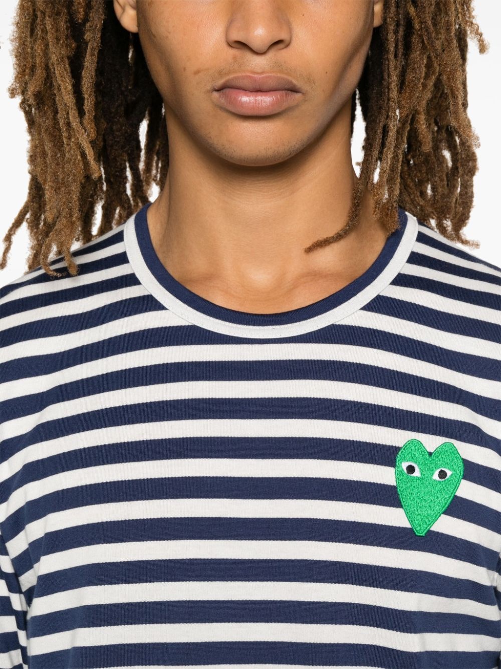 heart-patch T-shirt - 5