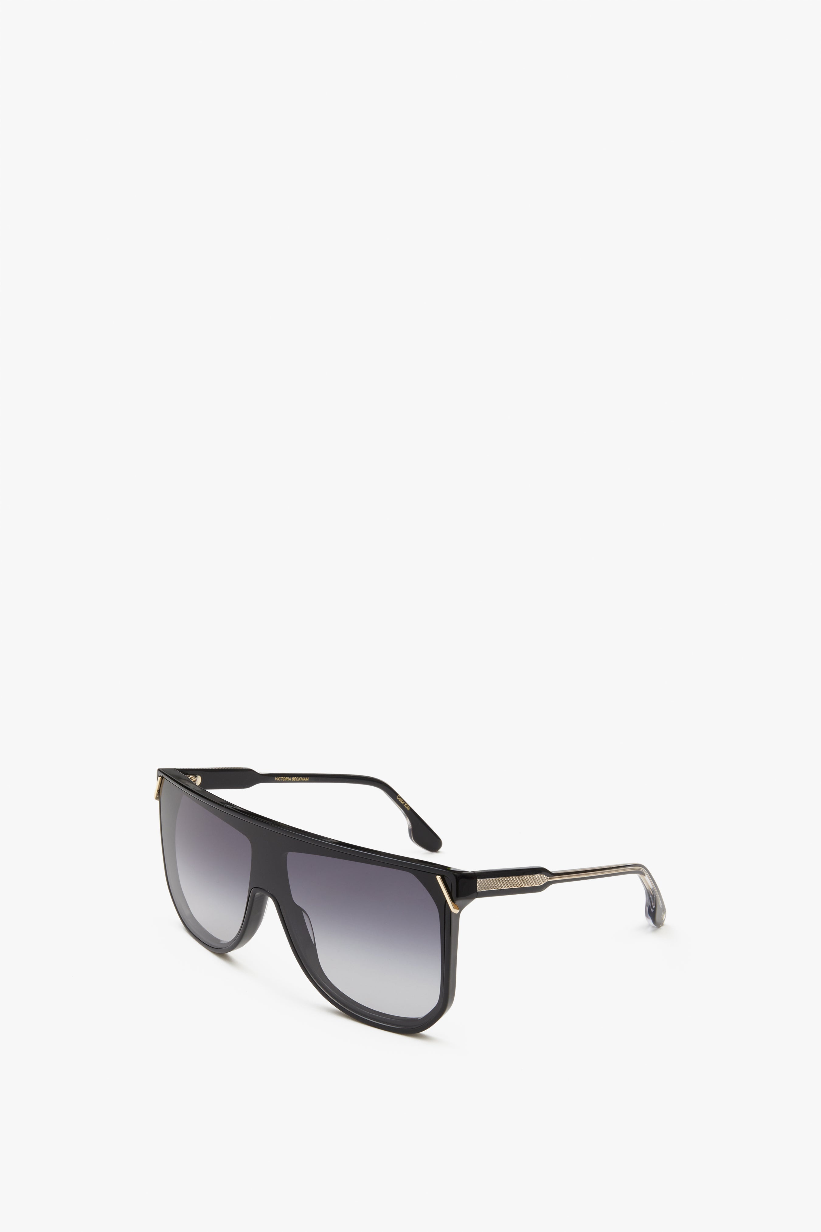 Classic Flat Top V Sunglasses in Black - 2