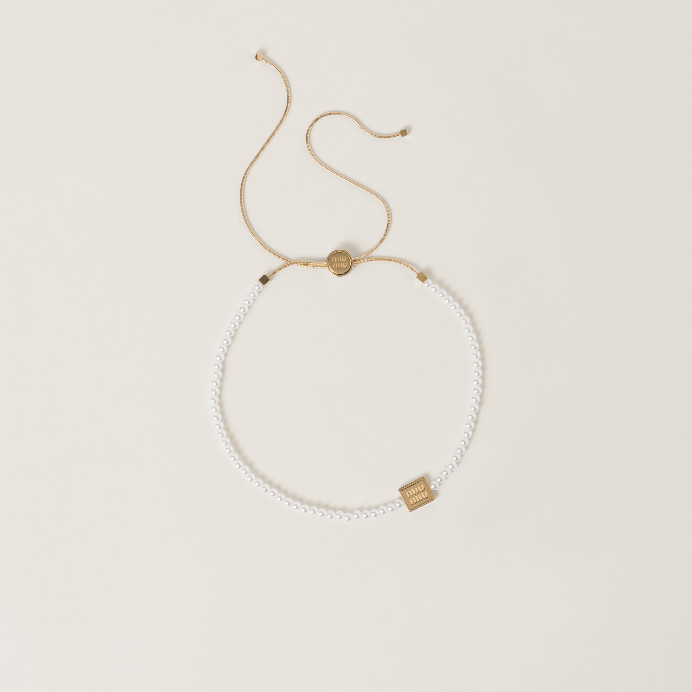 Metal choker with artificial pearls - 1
