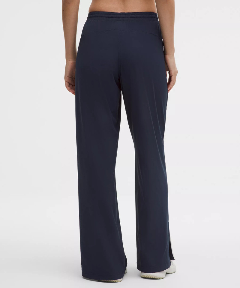 Court Rival Wide-Leg Track Pant *Regular 3