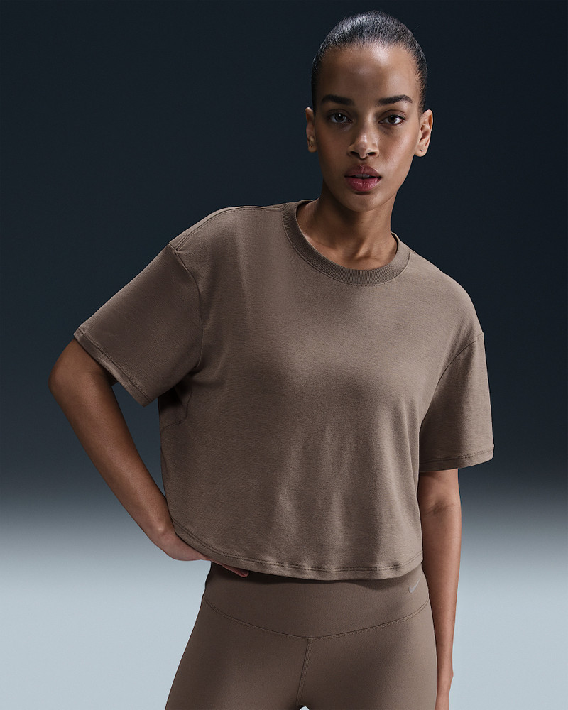 Nike One Relaxed Women's Dri-FIT Cropped Short-Sleeve Top 1