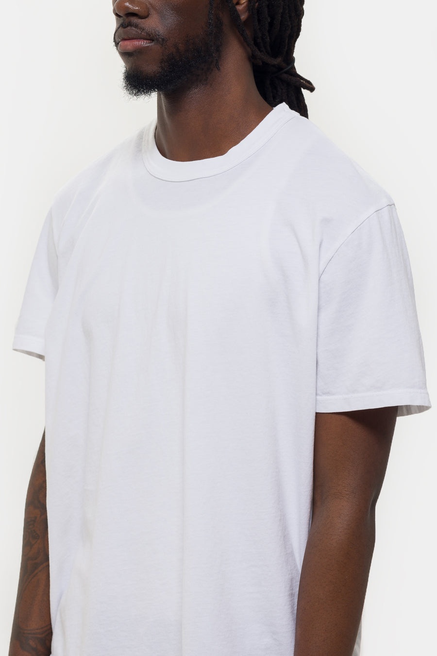 Lightweight Binded Neck T-Shirt in White - 4