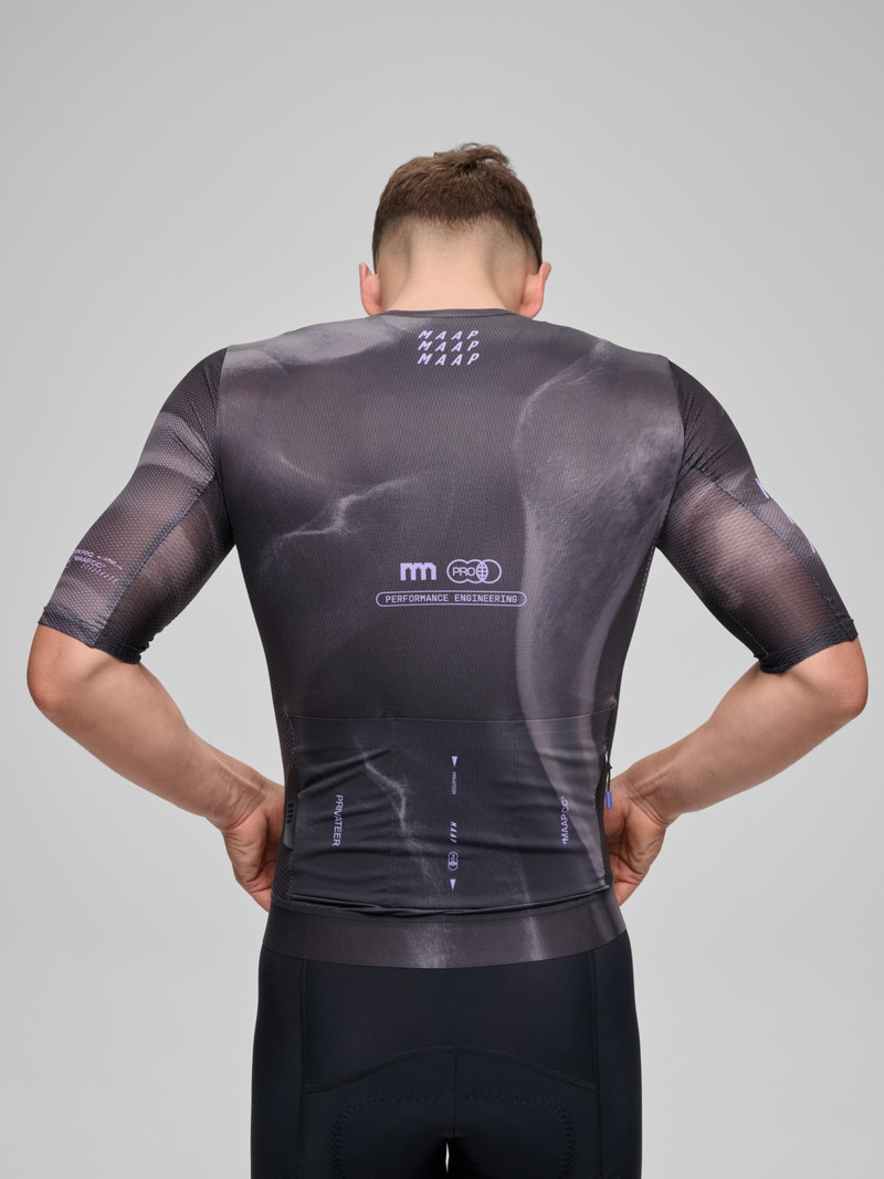 MAAP Privateer Freddy Ovett Pro Air Jersey 3.0 outlook