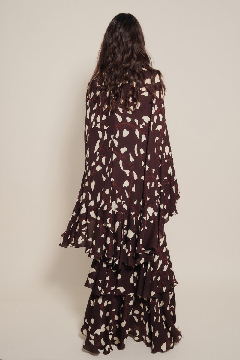 Reinterpretation Cape 4