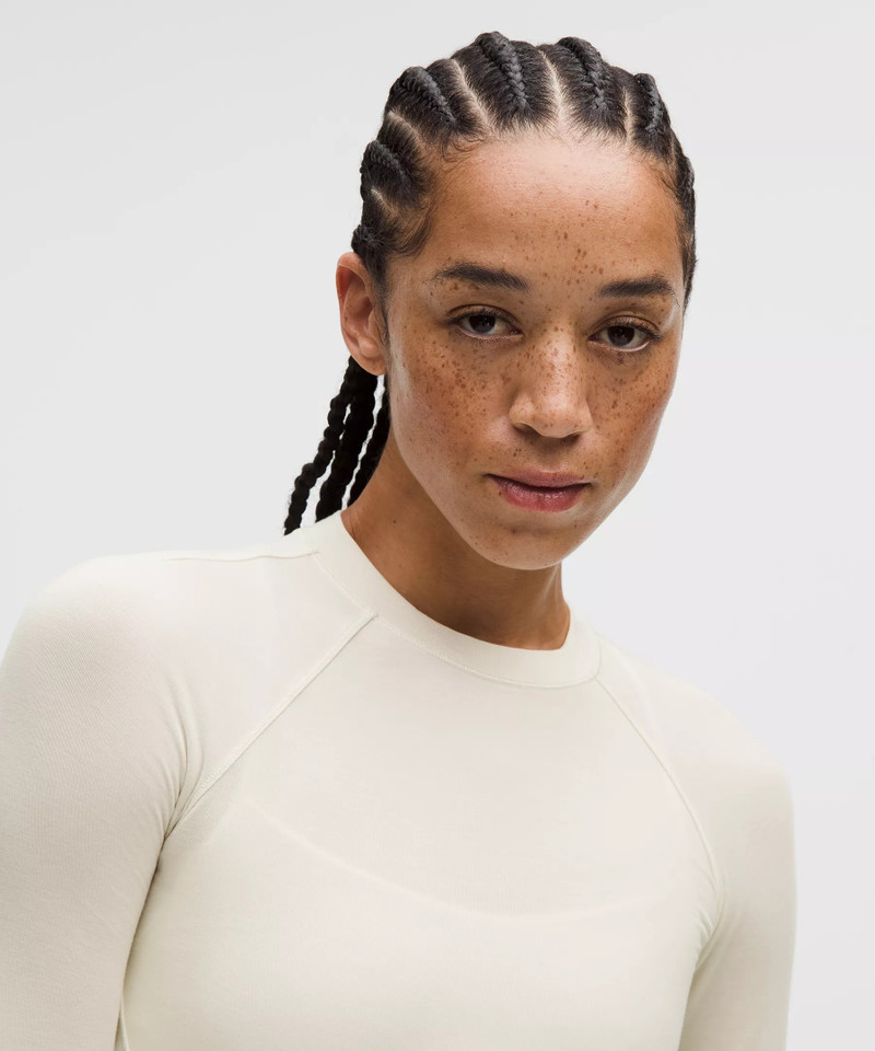 Long-Sleeve Crewneck Base Layer 4