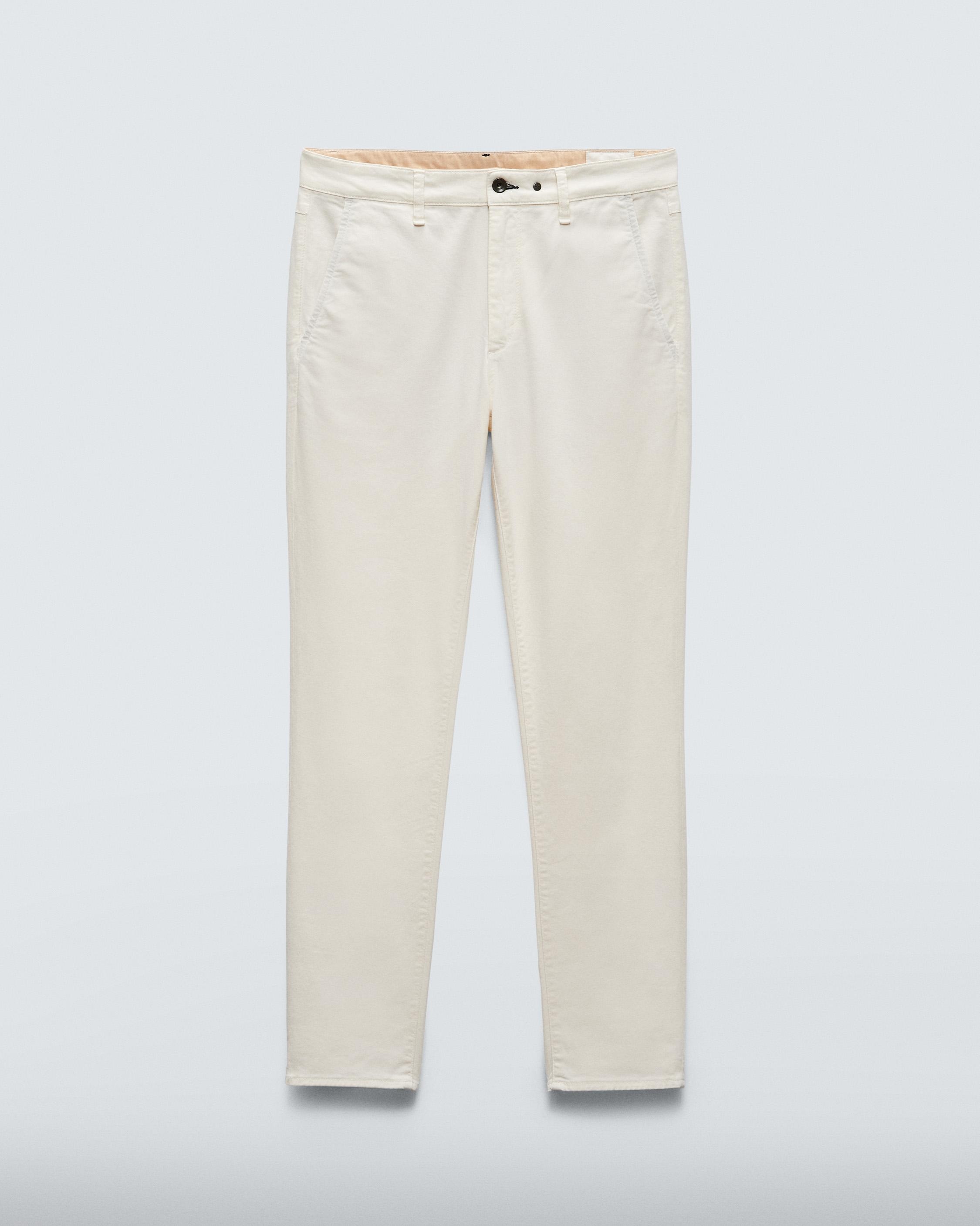 Fit 2 Stretch Twill Chino
Slim Fit - 1
