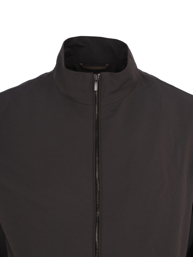 zip-up outerwear jacket 3