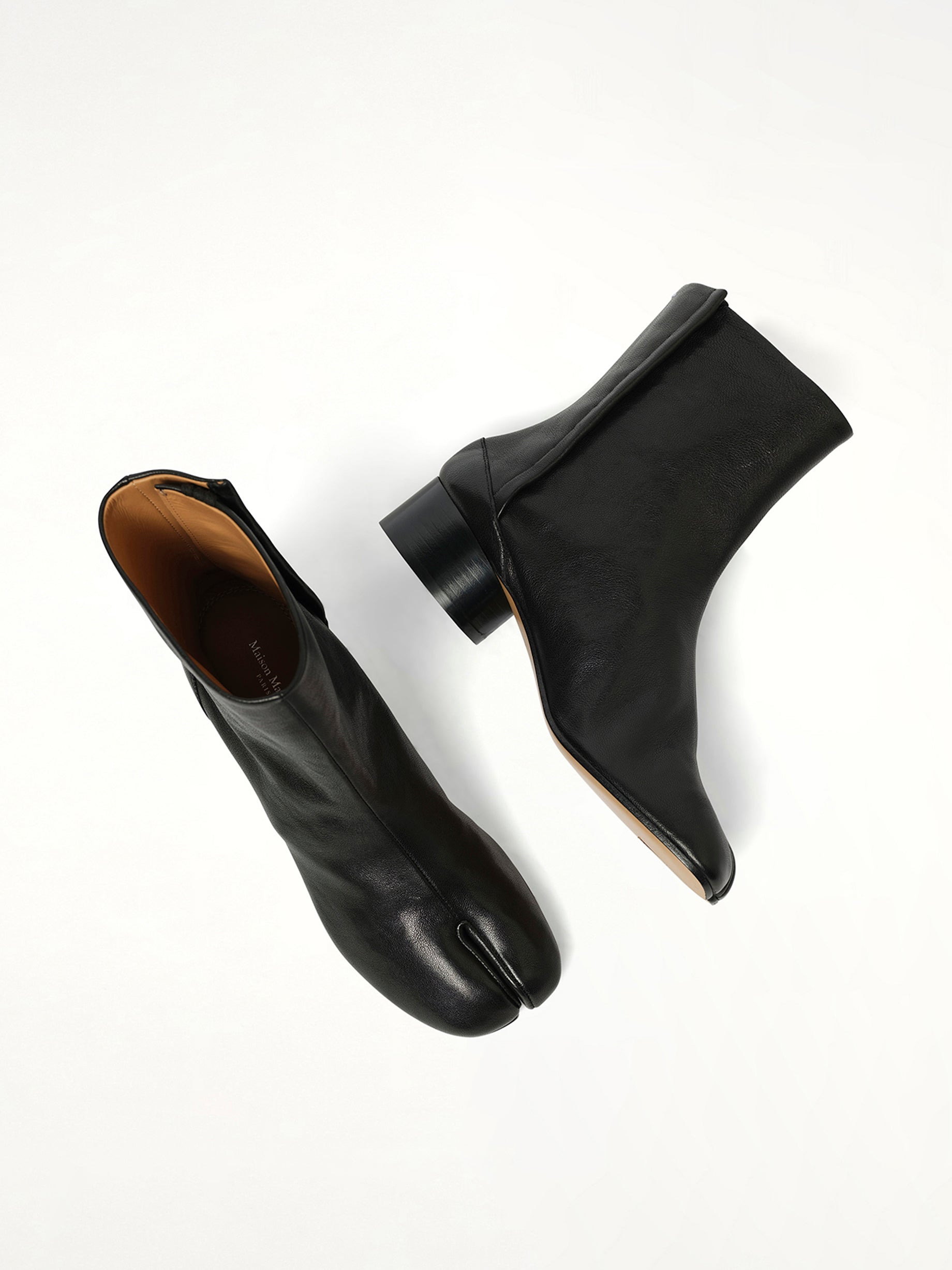 Tabi Ankle Boots 3cm Heel in Black - 4