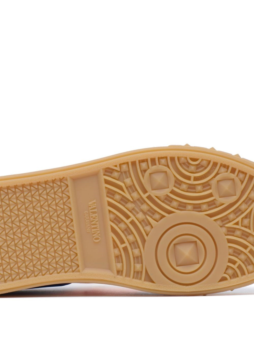 Sneakers with logo - 6