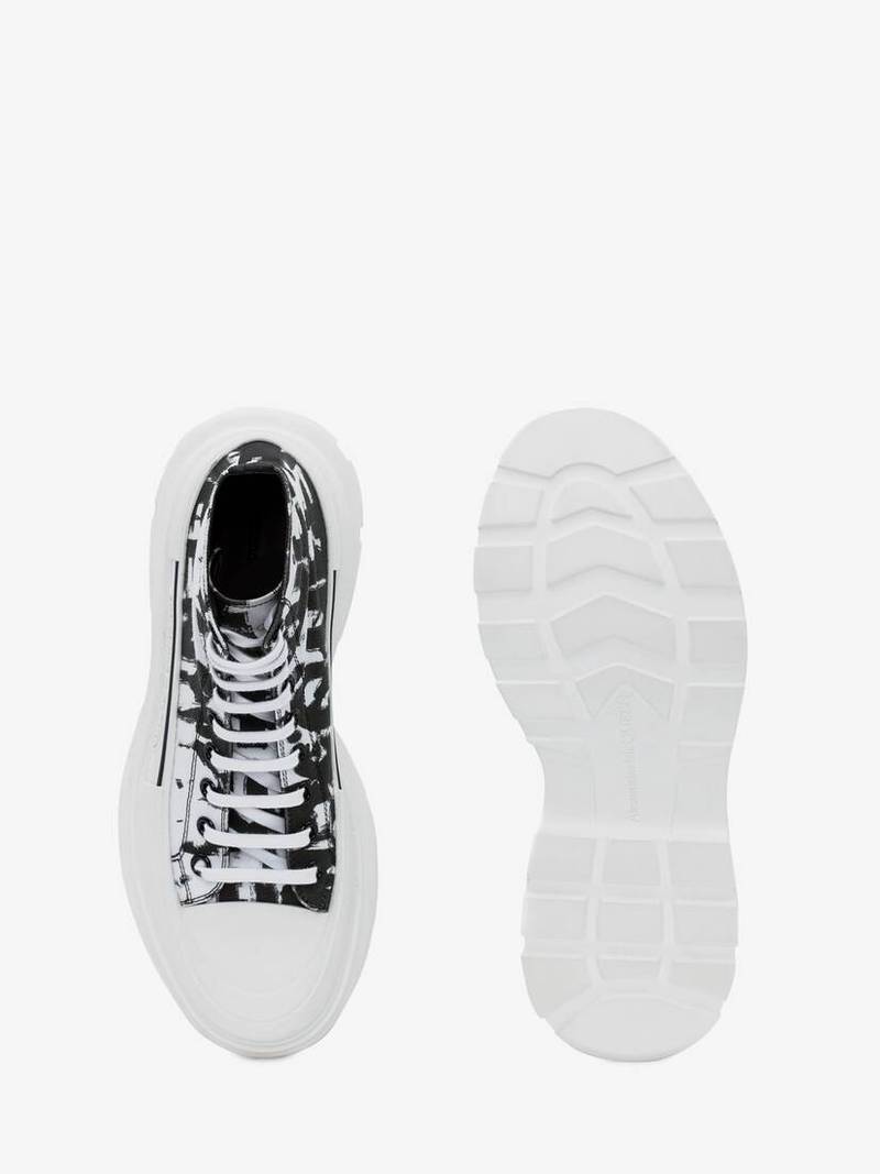 Mcqueen Graffiti Tread Slick Boot in White 4
