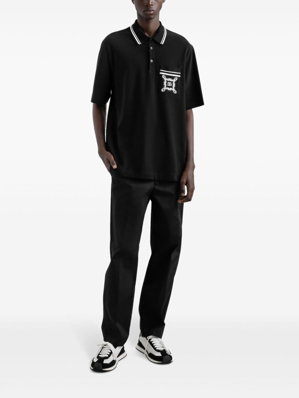 Polo with logo - 4