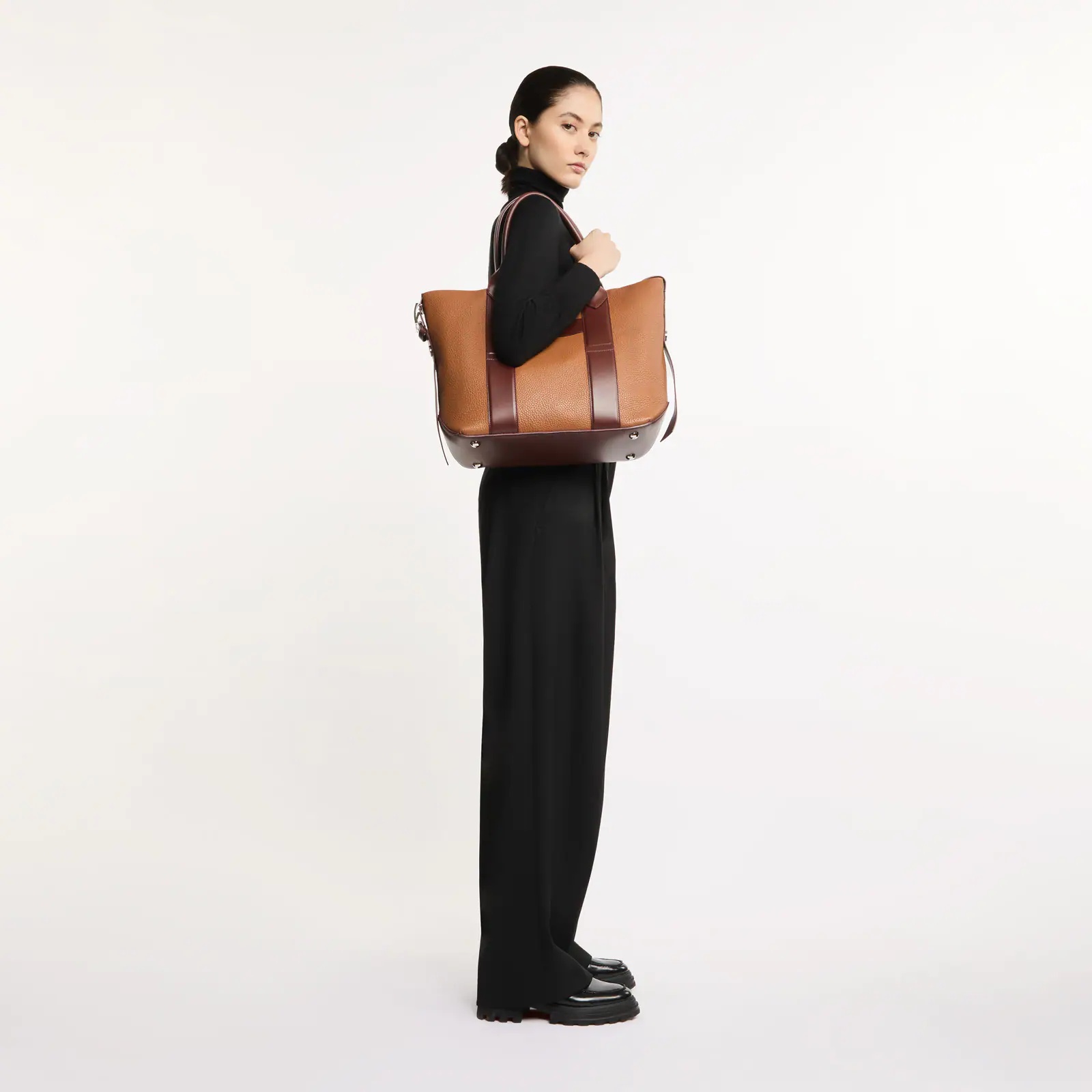 Hogan Script Shopping Bag Medium - 9