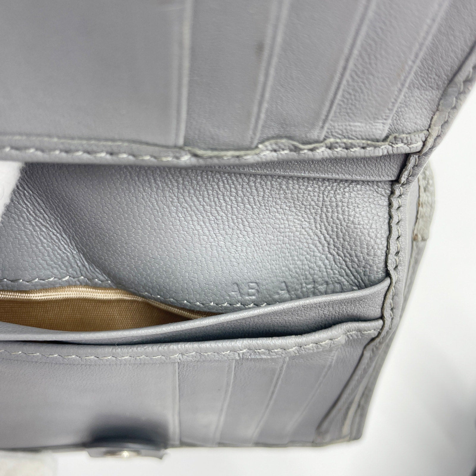 Givenchy Trifold Wallet - Grey Tumbled Leather - 10
