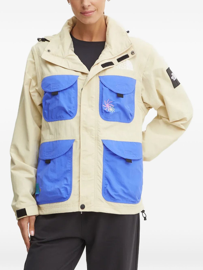 pockets hooded jacket 1