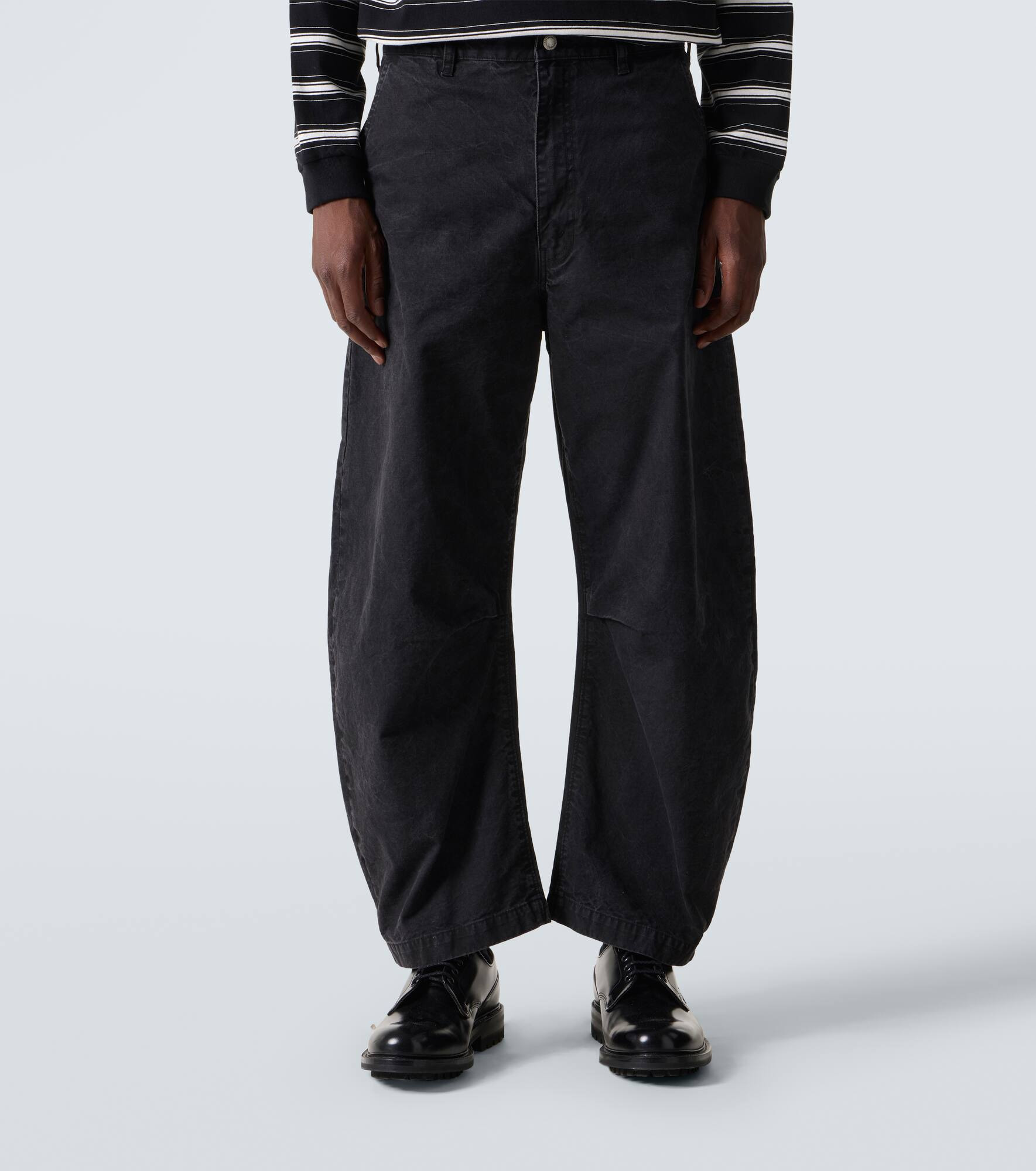 Mid-rise barrel-leg jeans - 3