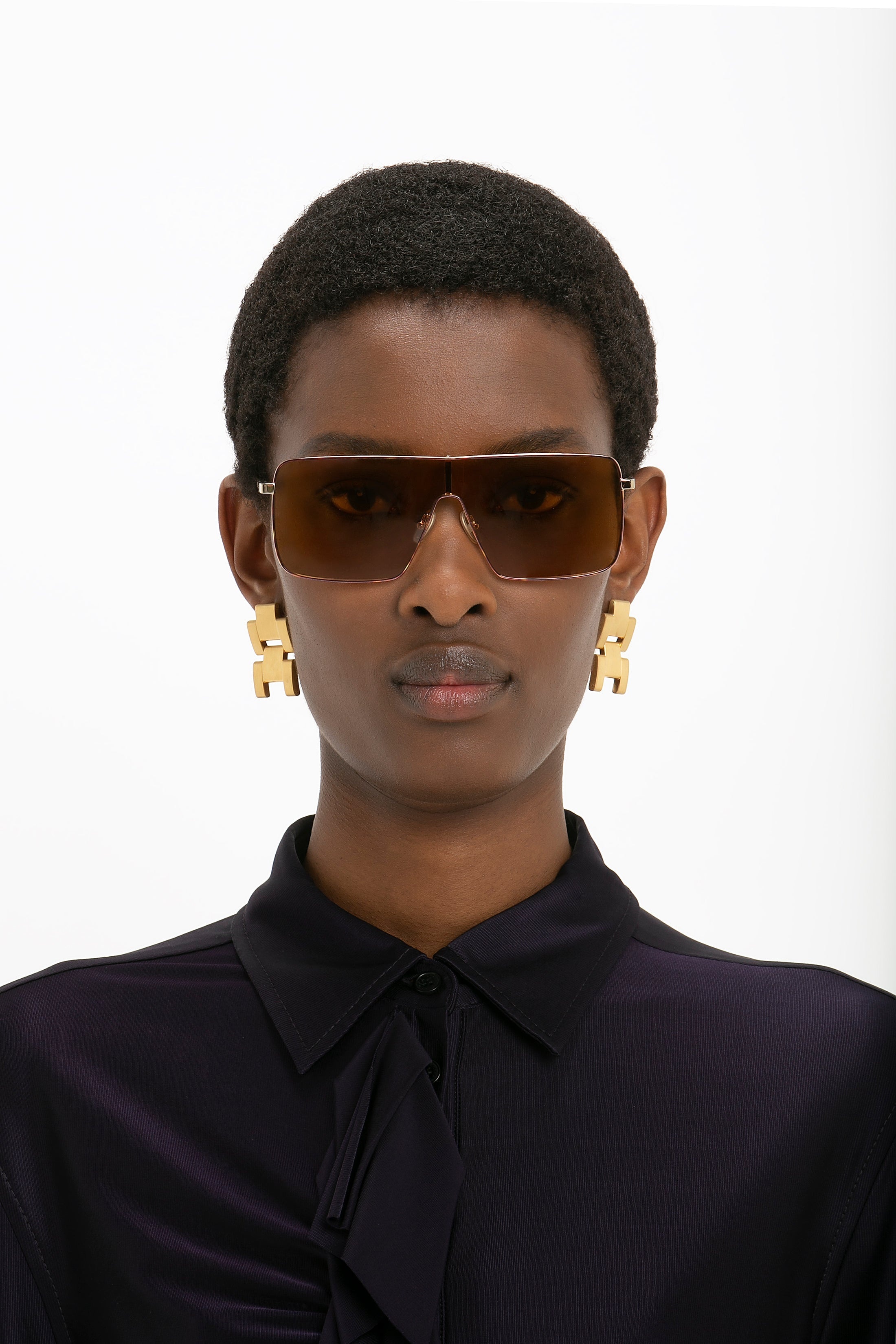 Rectangular Visor Gold-Framed Sunglasses - 3