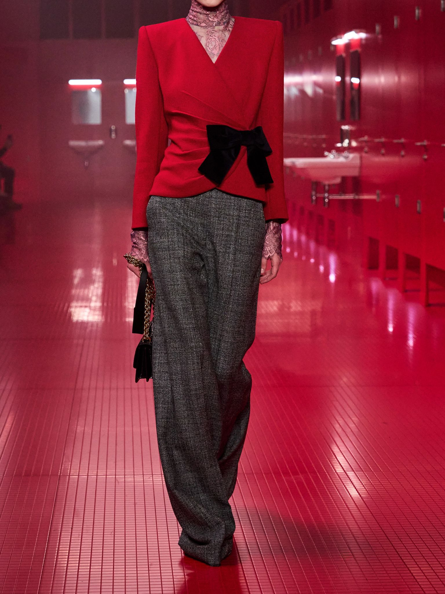 Bow-detailed ruched wool-crepe wrap jacket Red - 4