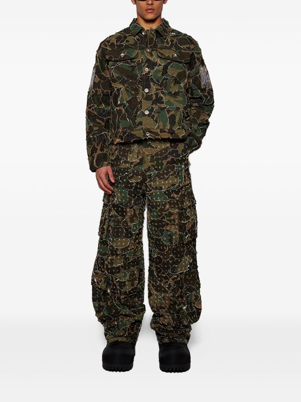 micro-distressed cargo pants - 2