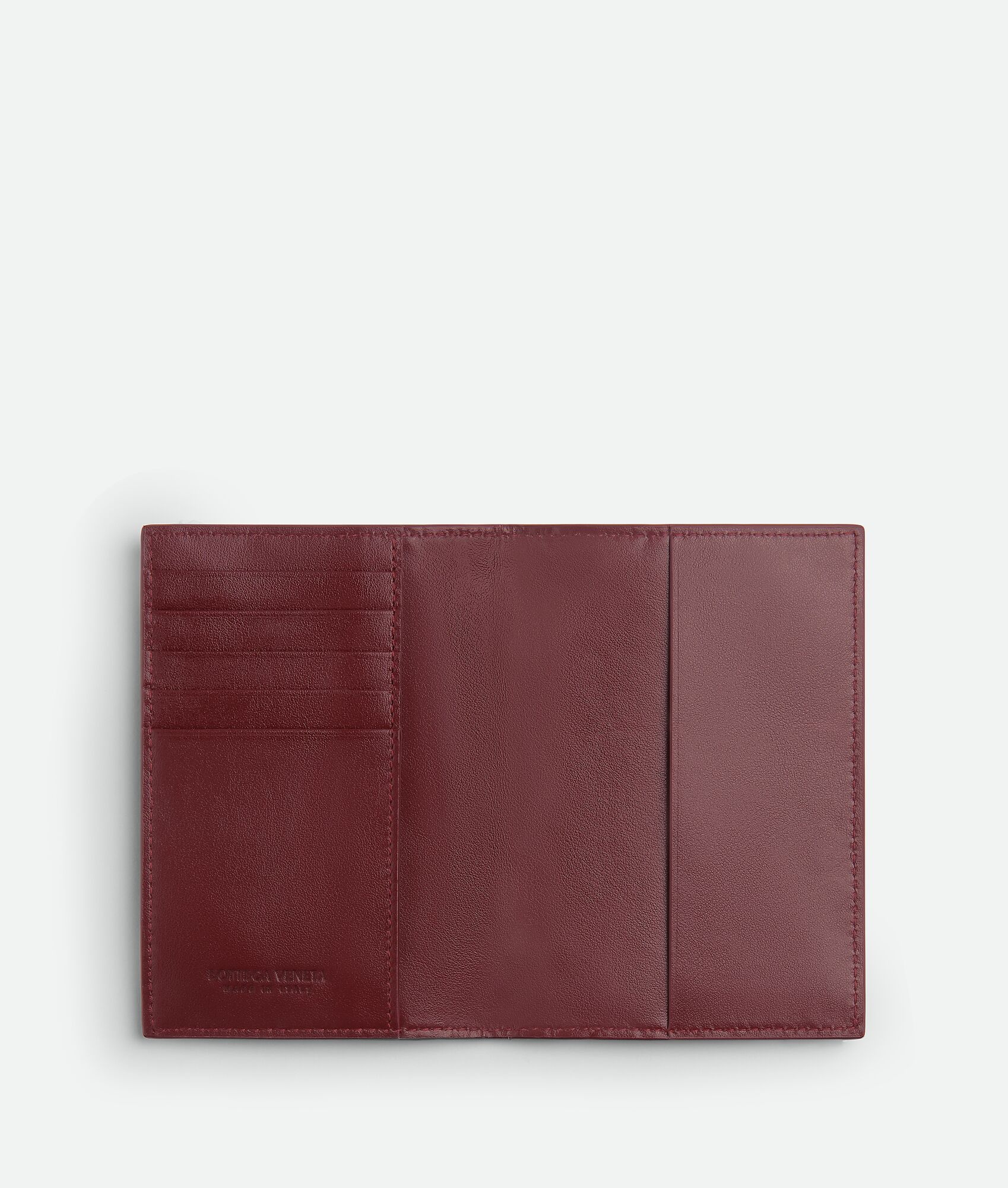 Intrecciato  Passport Case - 2